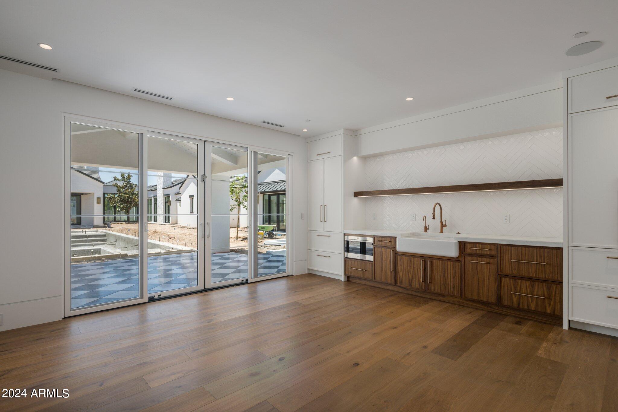 Stoneview - Residential
