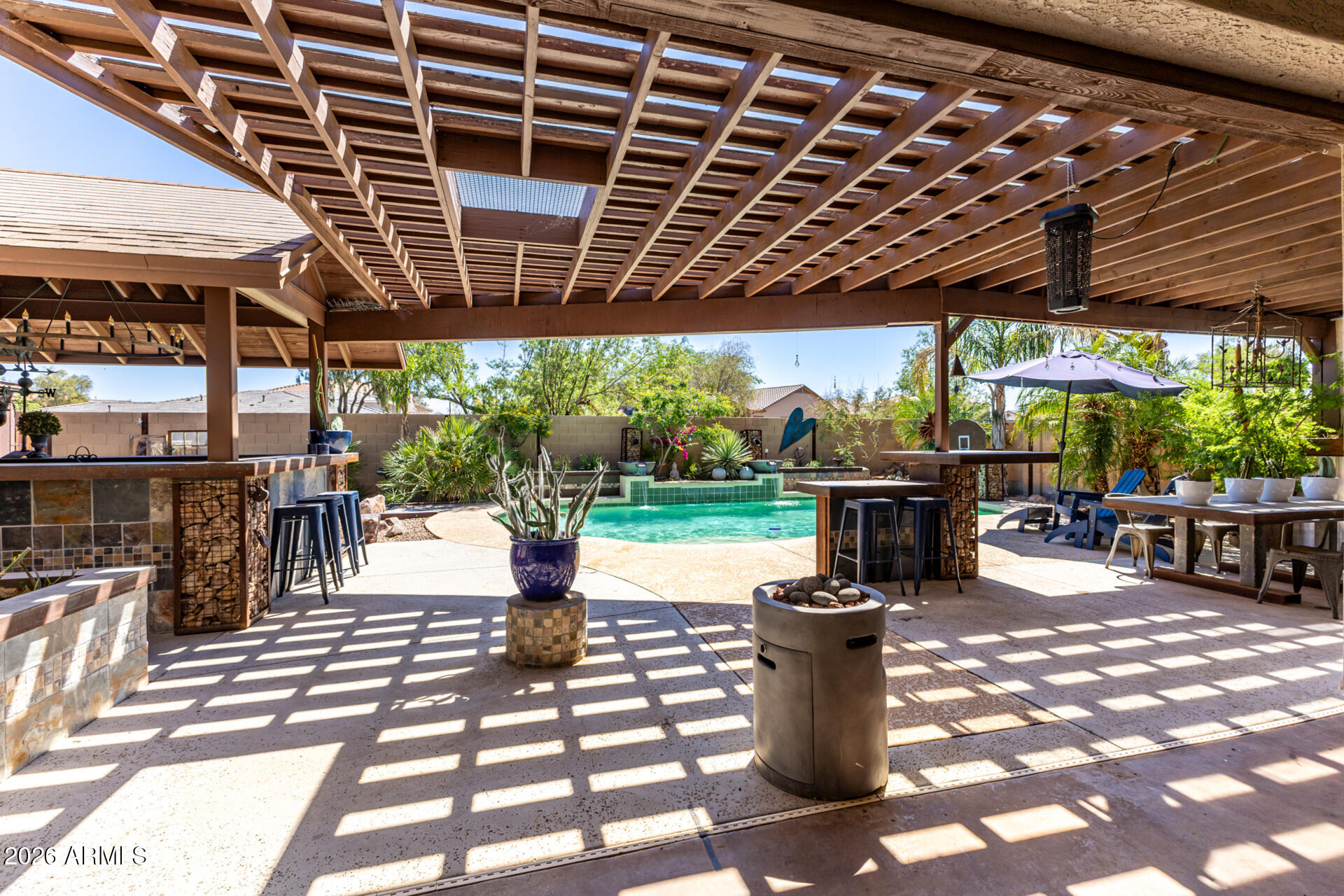 LOS PORTALES - Residential