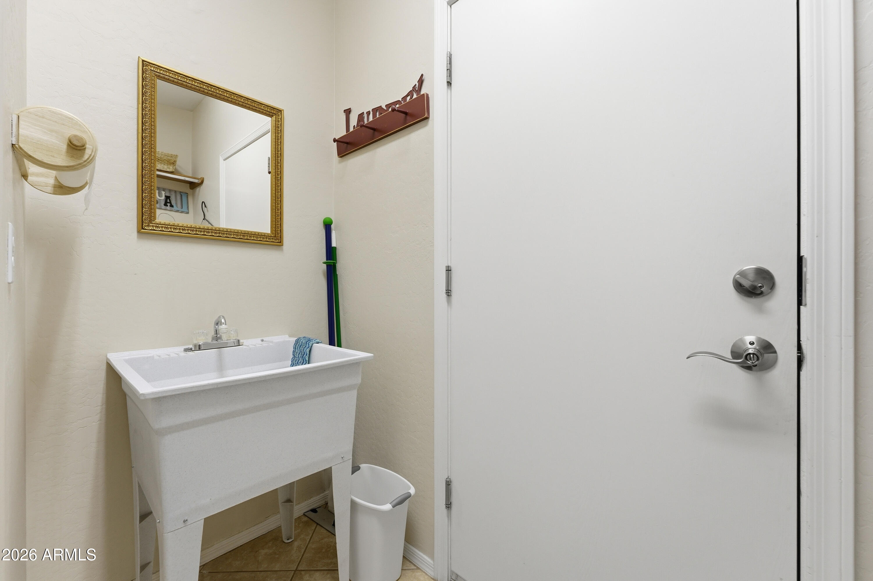 TRILOGY UNIT 6 - Residential
