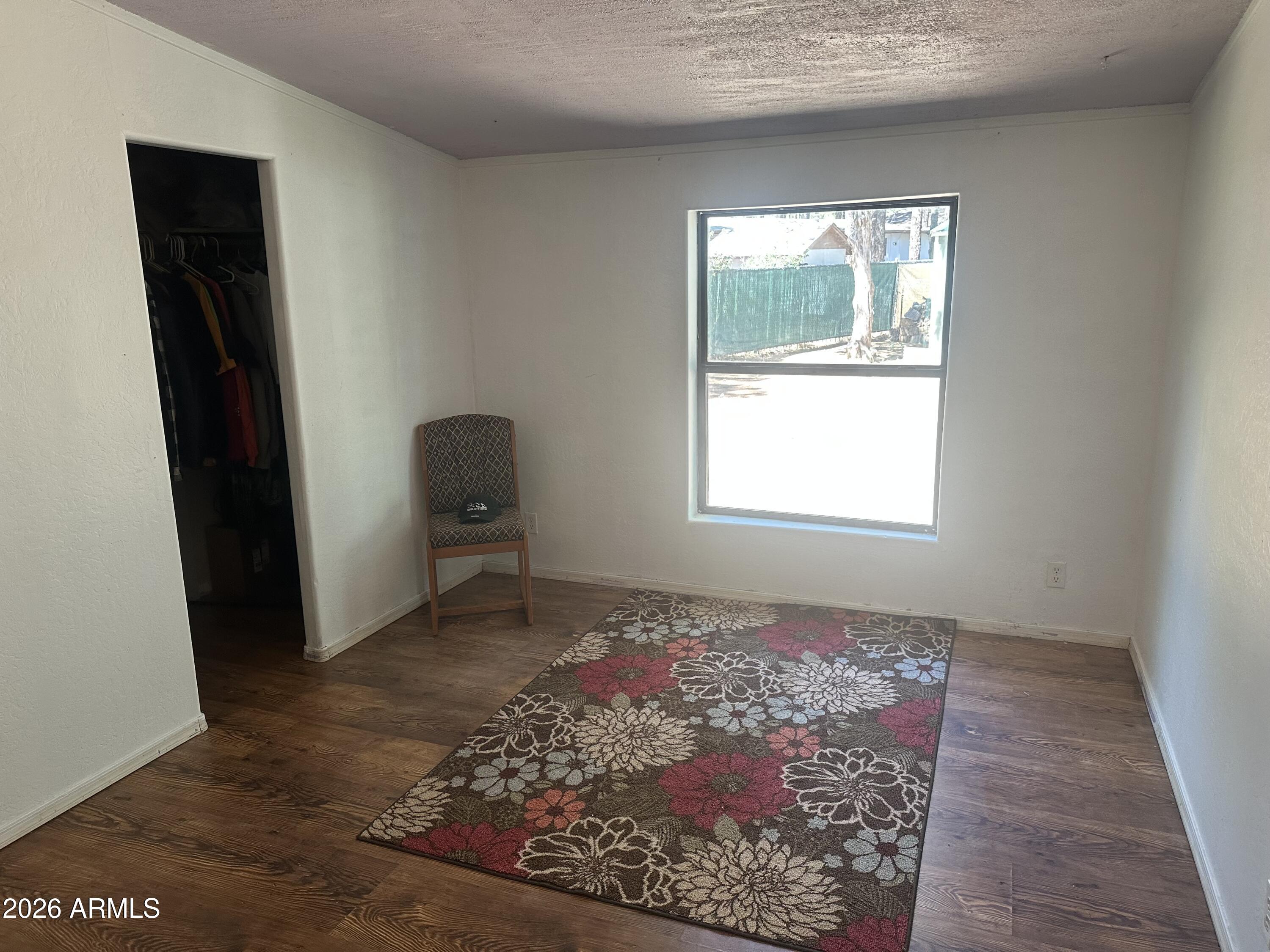 ELLKINS ACRES - Residential