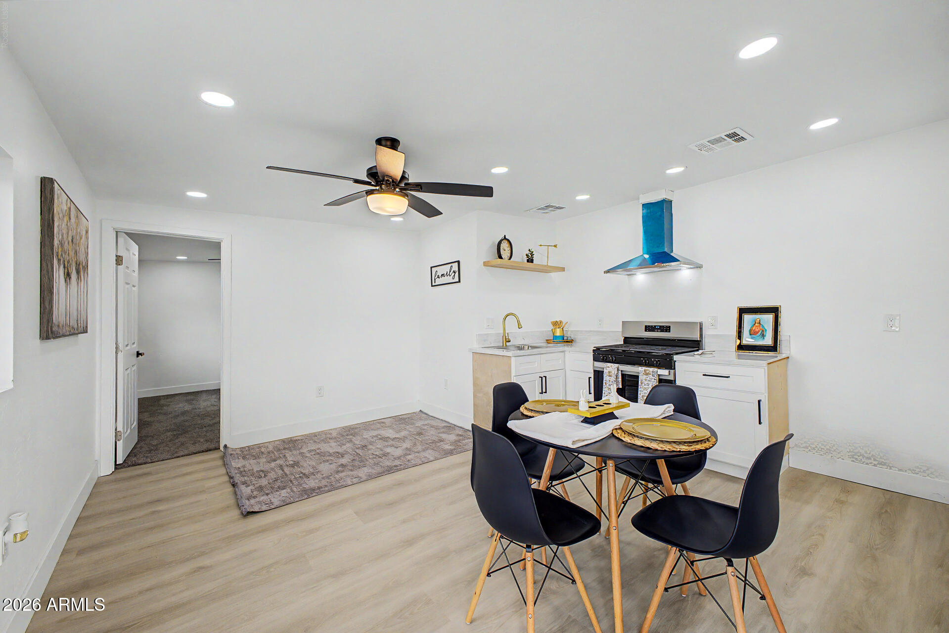 ELLEN TERRACE UNIT 2 - Residential