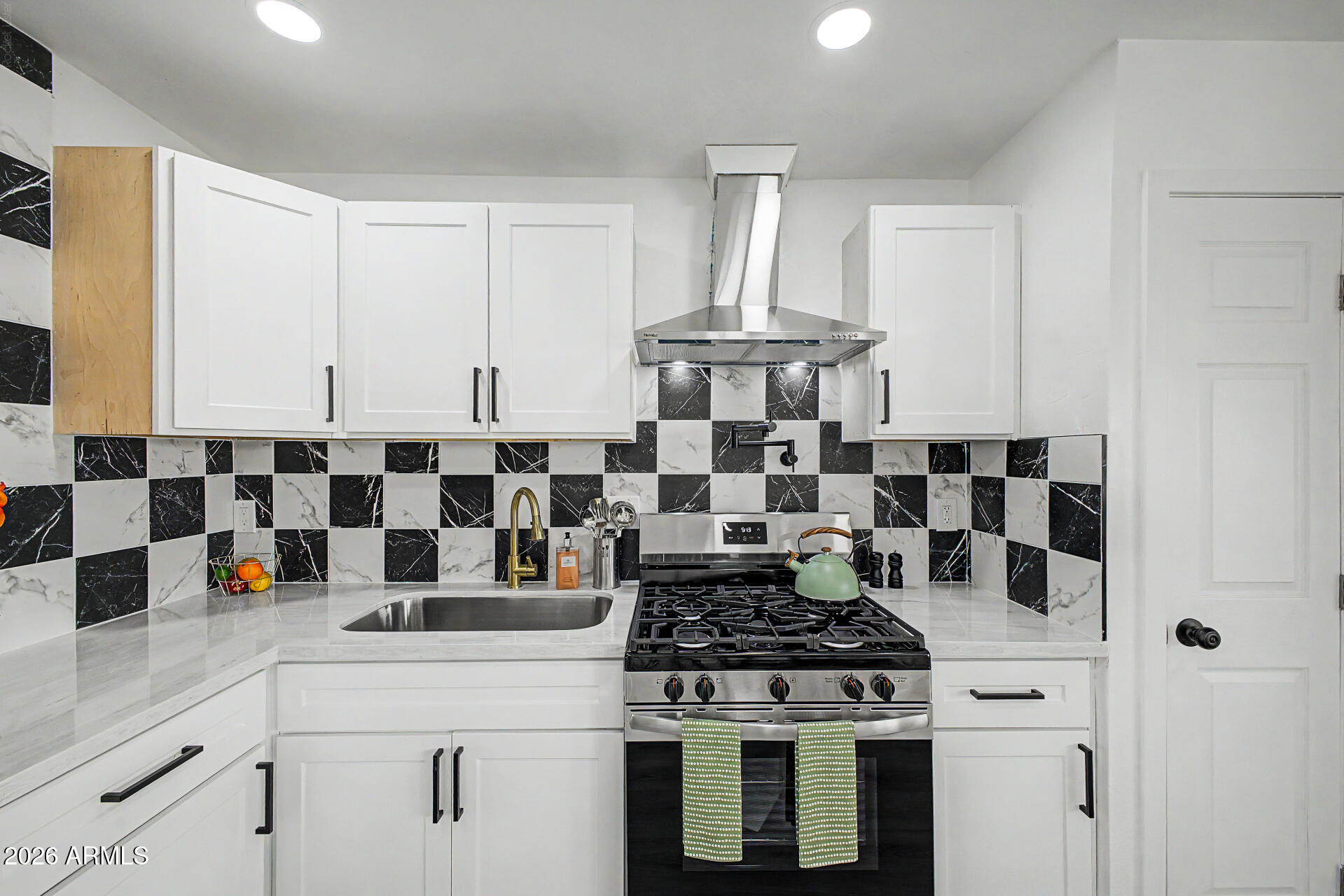 ELLEN TERRACE UNIT 2 - Residential