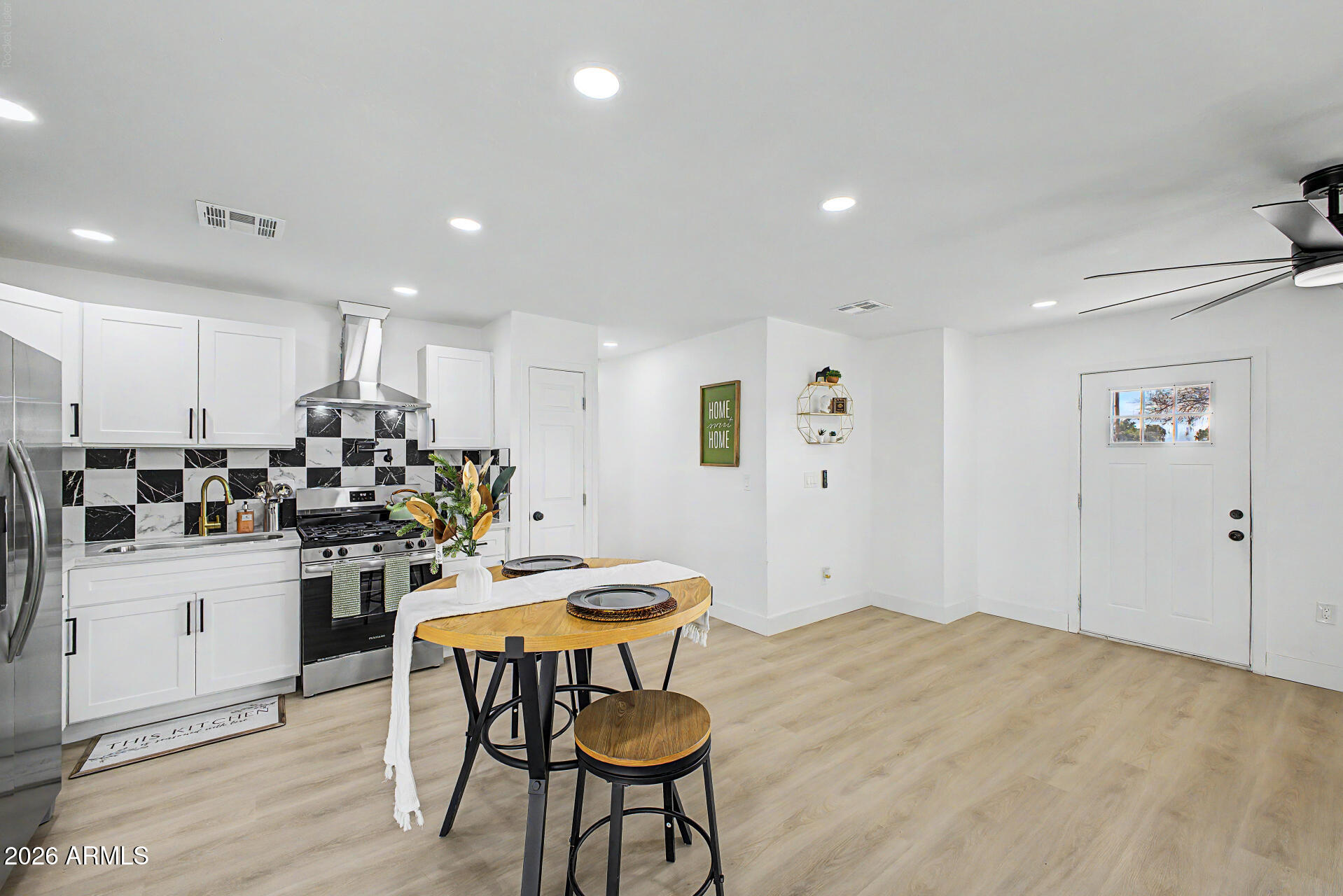 ELLEN TERRACE UNIT 2 - Residential