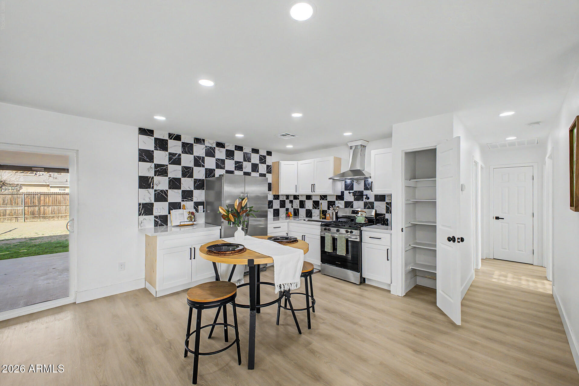 ELLEN TERRACE UNIT 2 - Residential