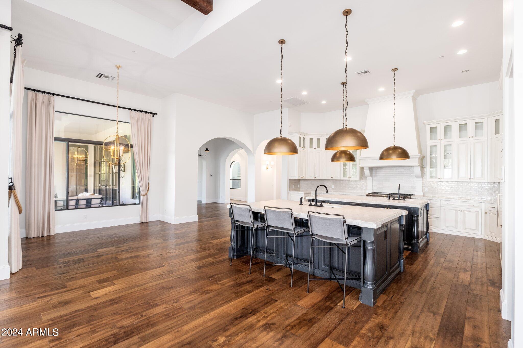 GARY ESTATES - Residential