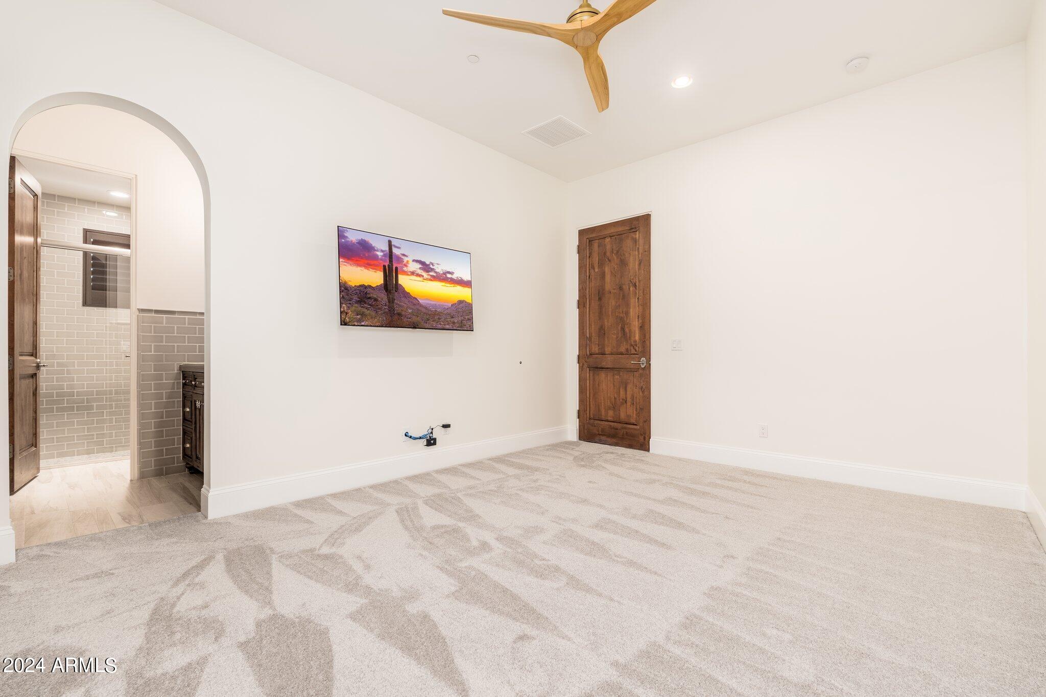 GARY ESTATES - Residential