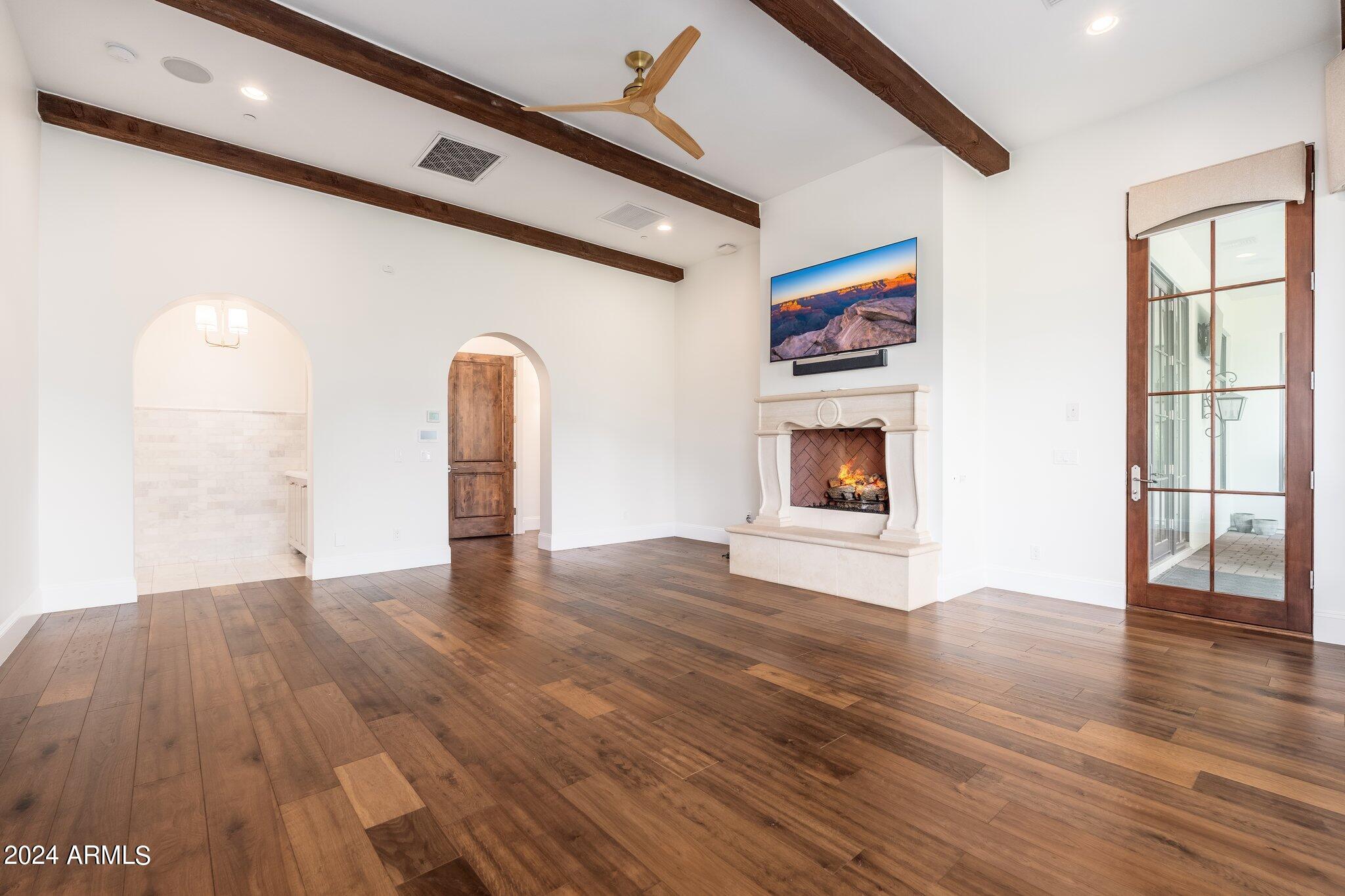 GARY ESTATES - Residential