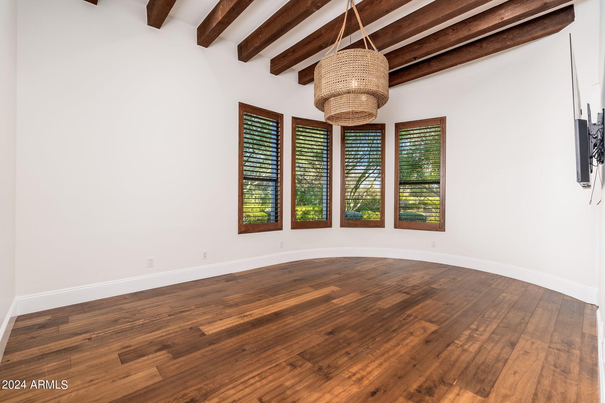 GARY ESTATES - Residential