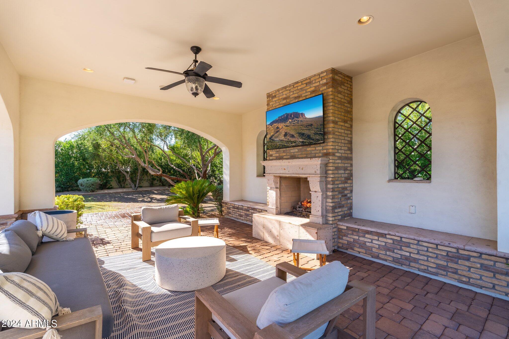 GARY ESTATES - Residential