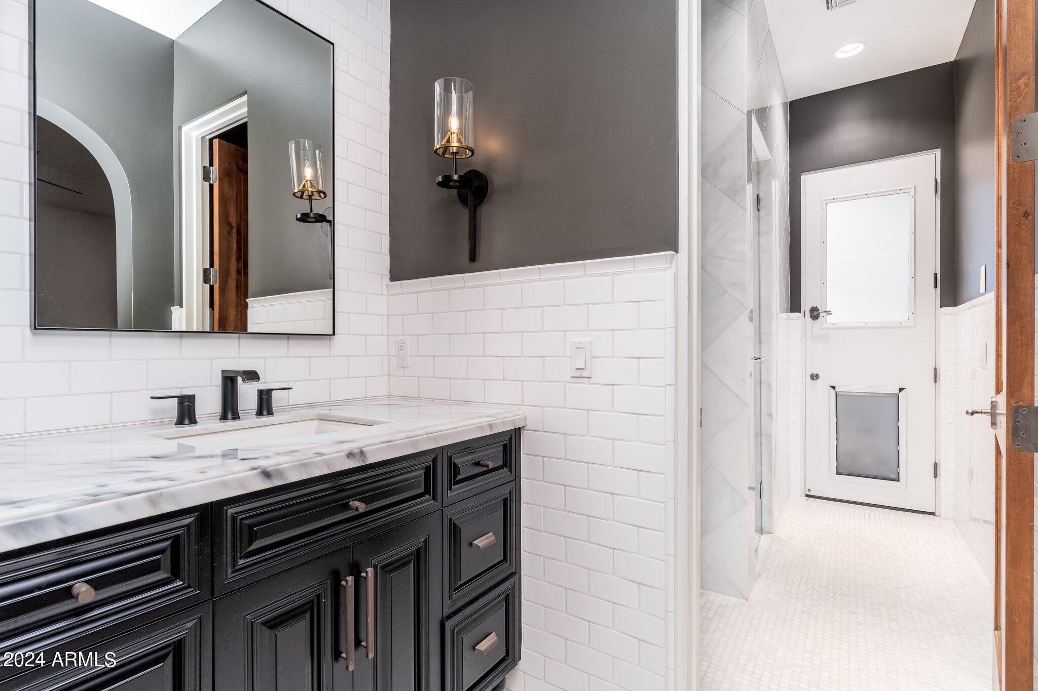 GARY ESTATES - Residential