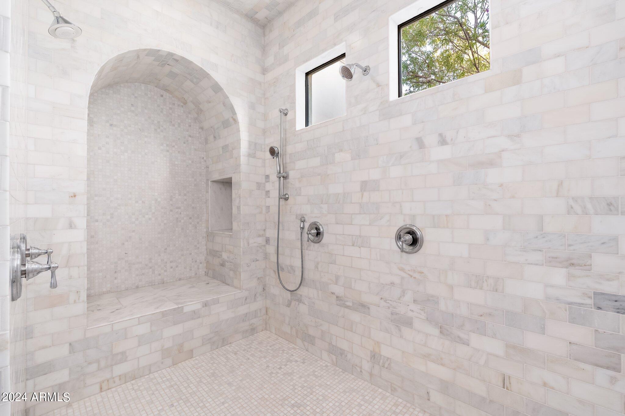 GARY ESTATES - Residential