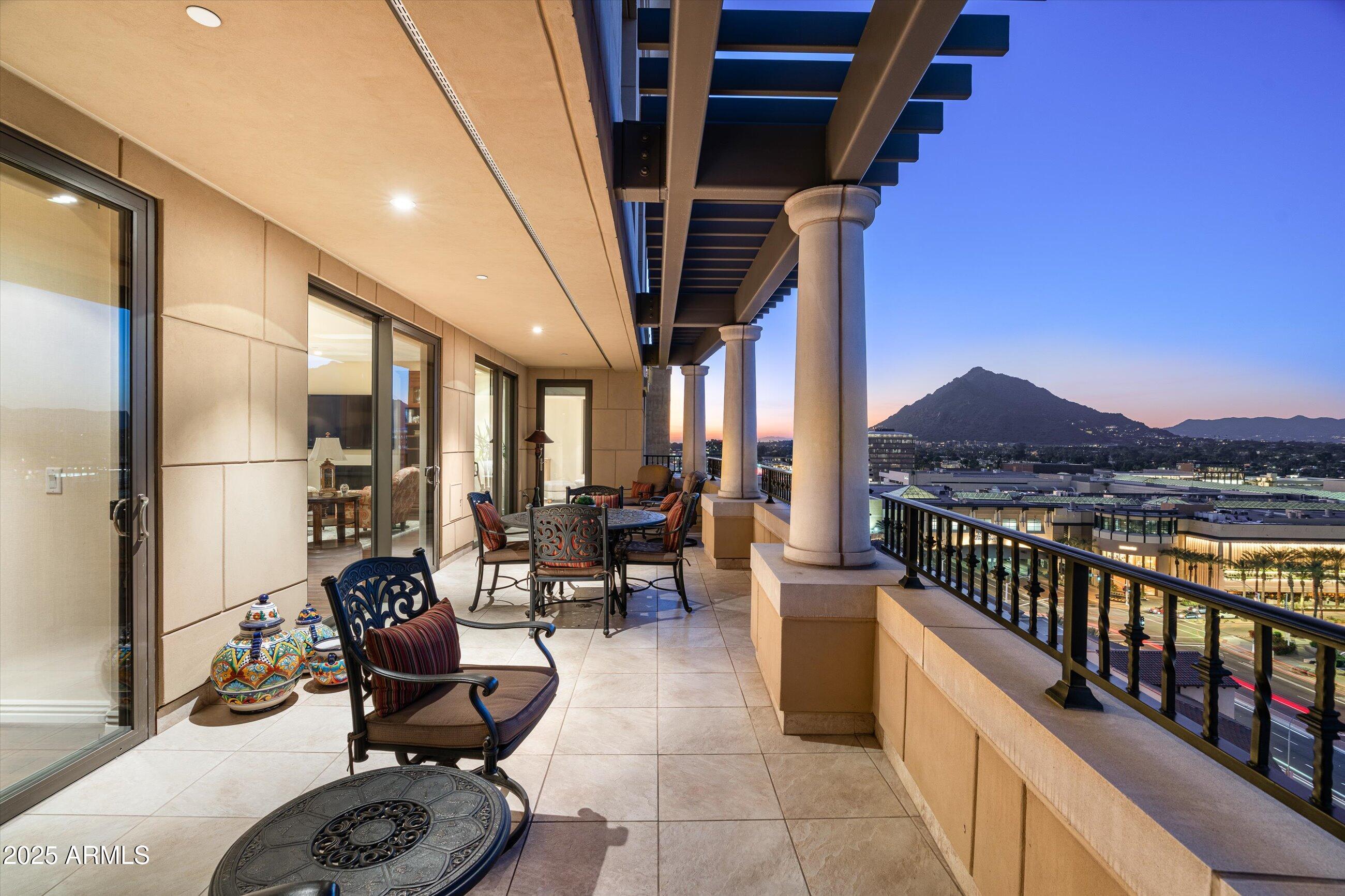 Scottsdale Waterfront Residences - Residential