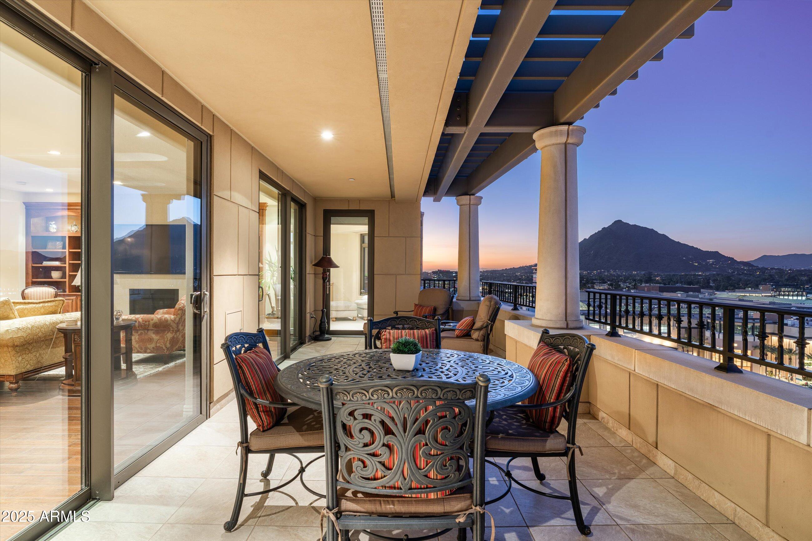 Scottsdale Waterfront Residences - Residential