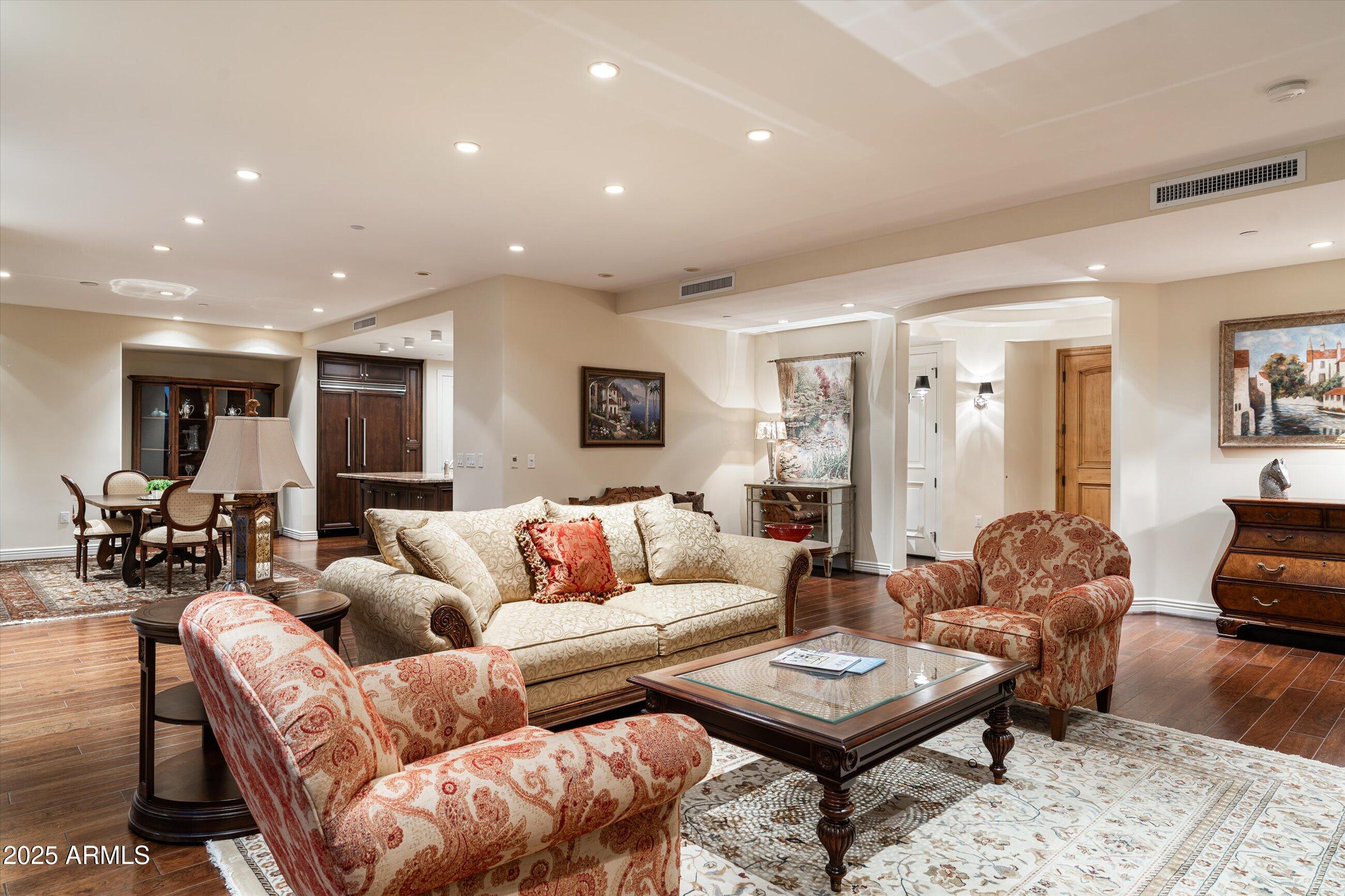 Scottsdale Waterfront Residences - Residential