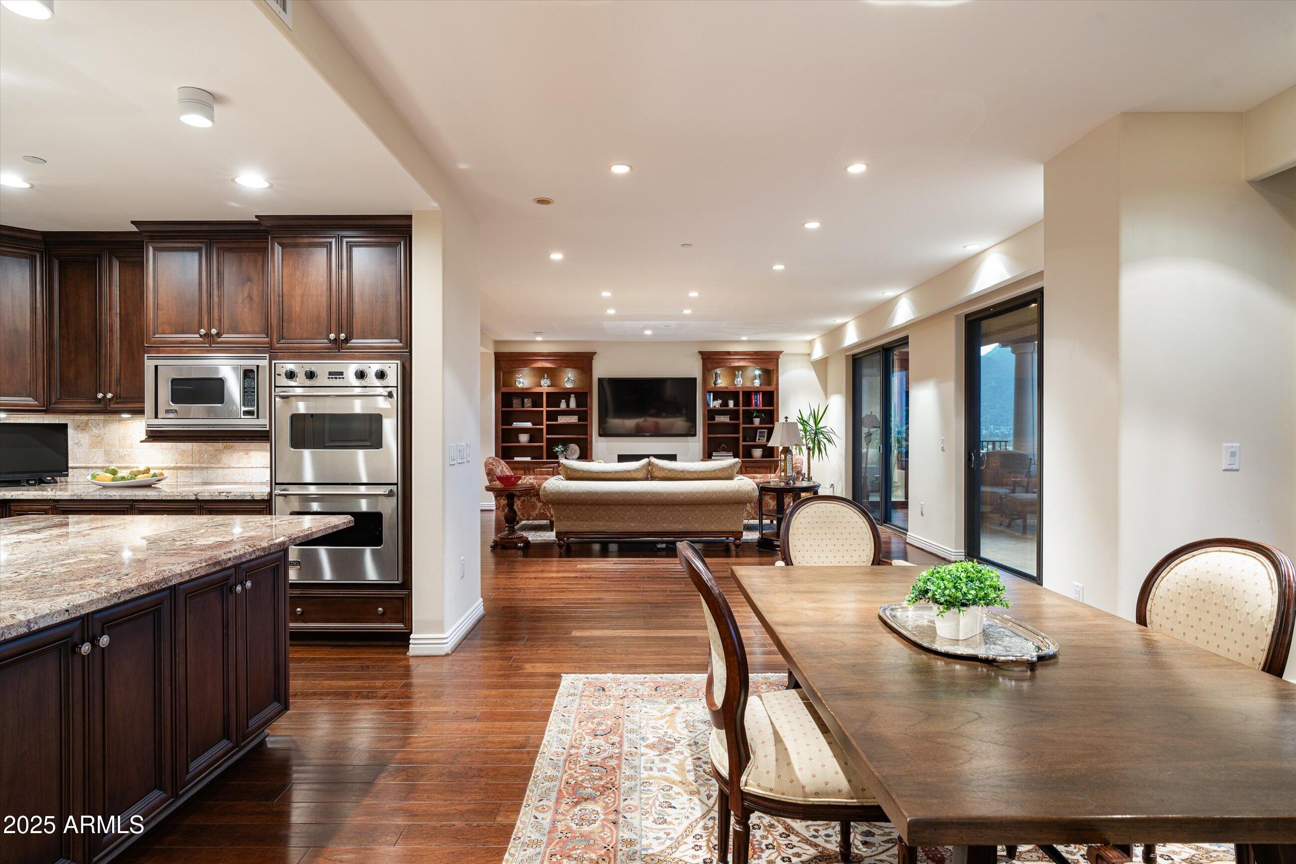 Scottsdale Waterfront Residences - Residential