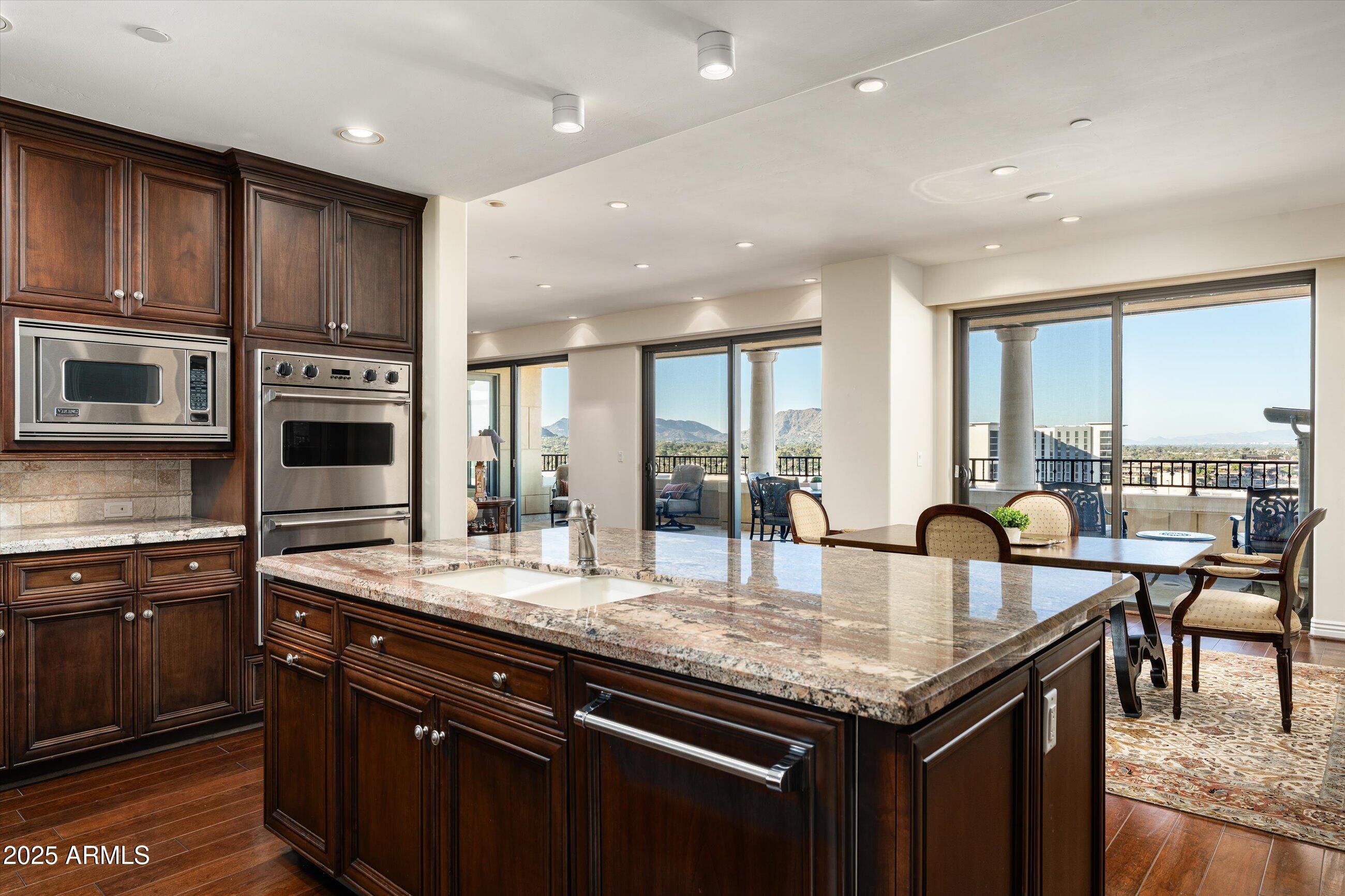 Scottsdale Waterfront Residences - Residential