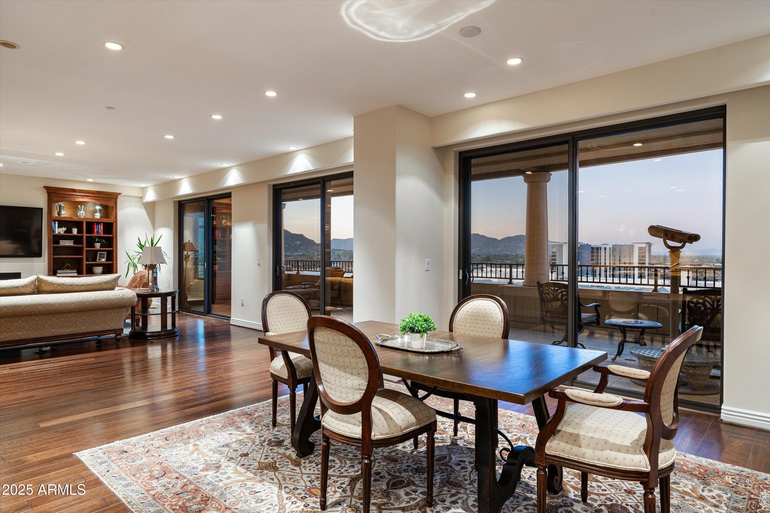 Scottsdale Waterfront Residences - Residential