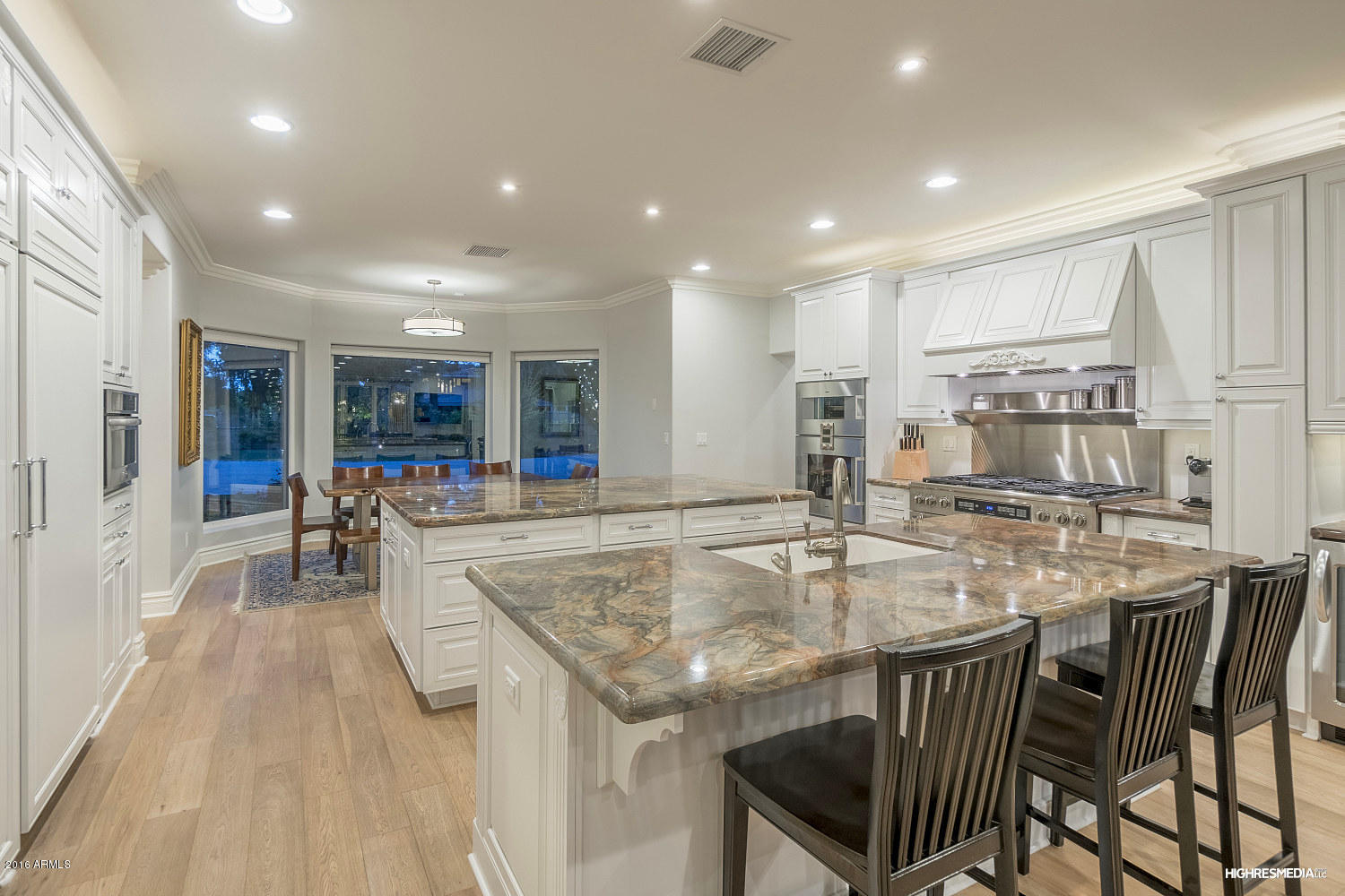 APACHE ESTATES - Residential