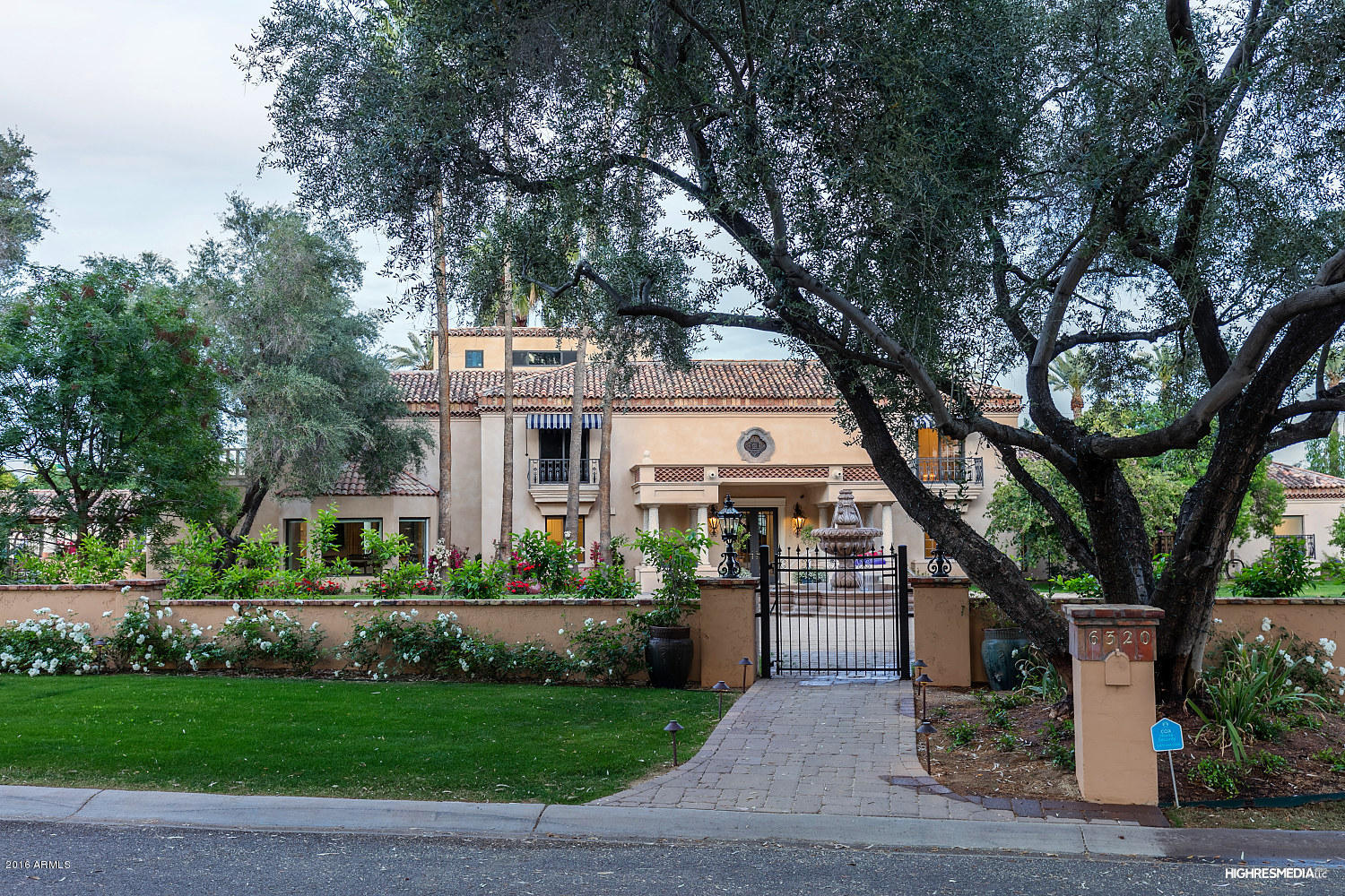 APACHE ESTATES - Residential