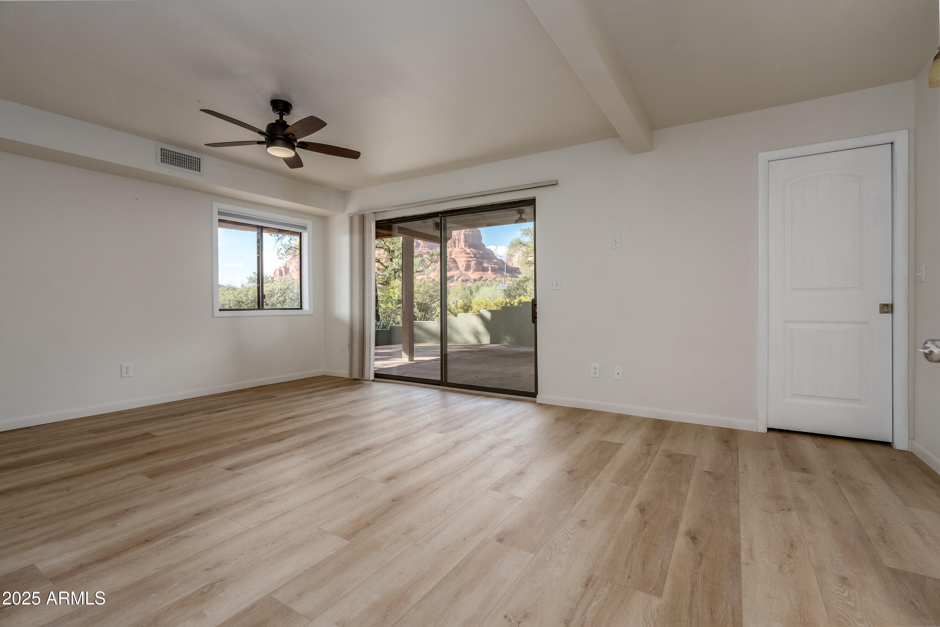 CATHEDRAL VIEW - Residential