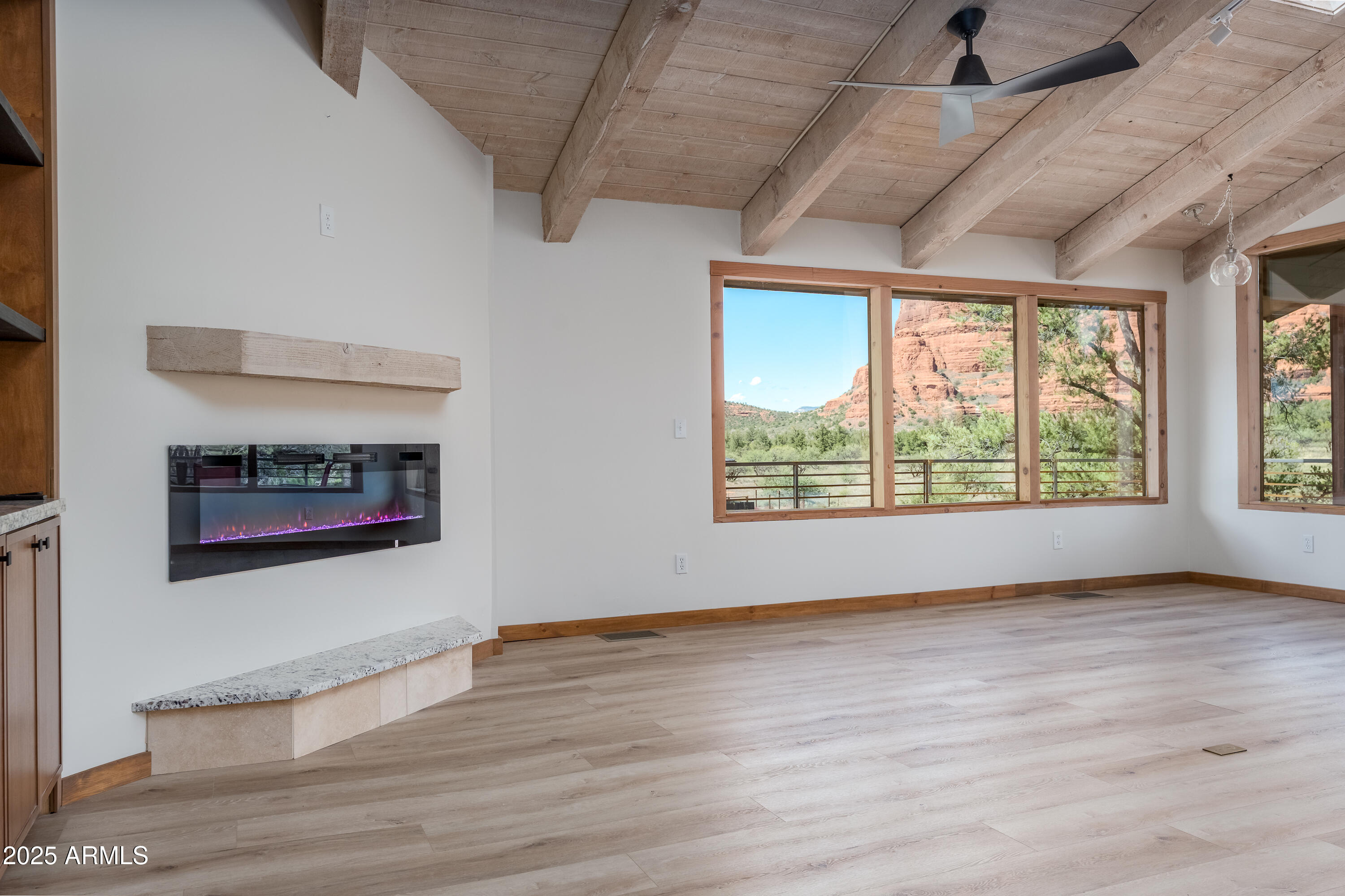 CATHEDRAL VIEW - Residential