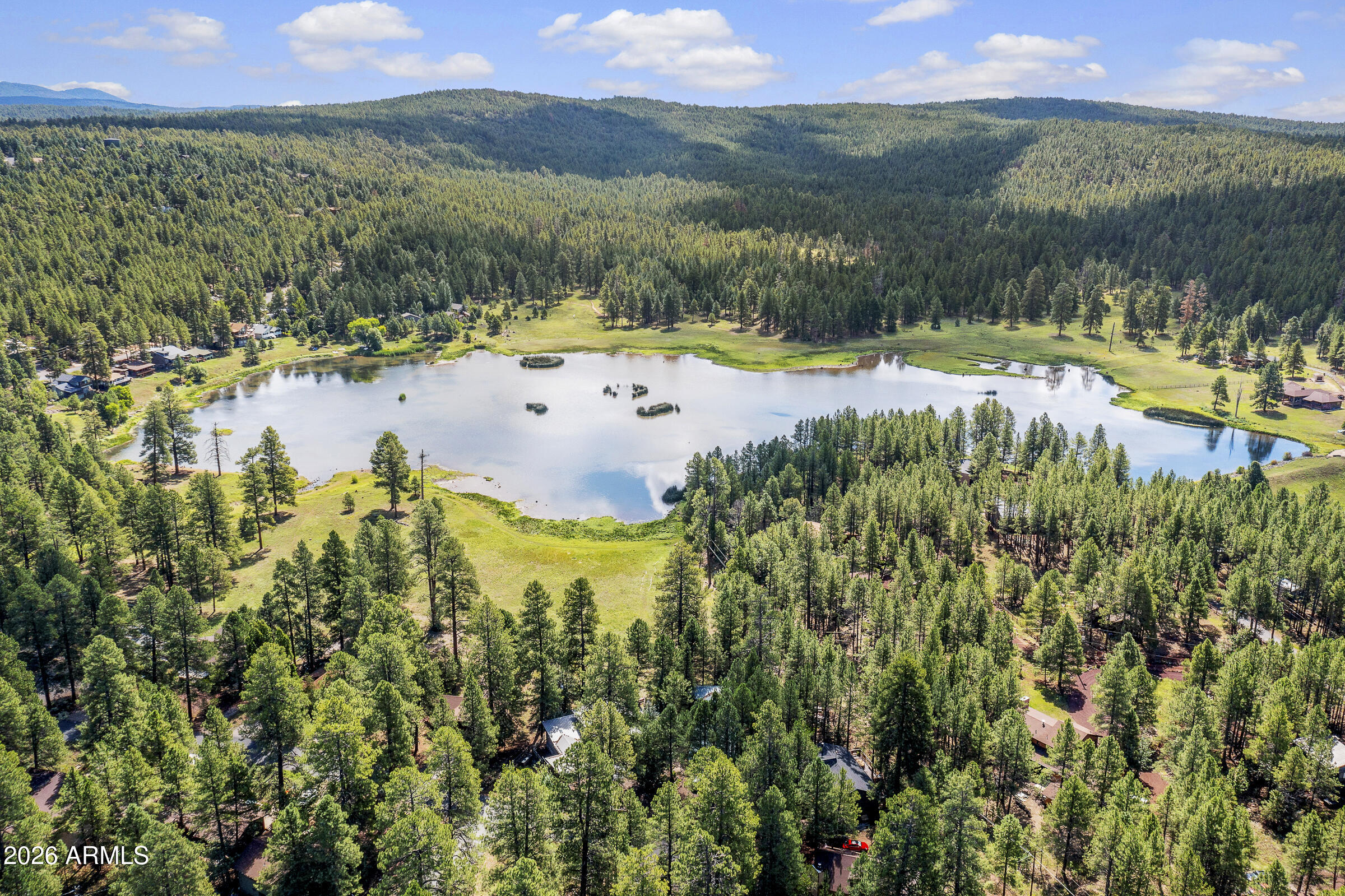 SUBDIVISION: PINEWOOD UNIT 09 LOT: 91 SIXTEENTH: SW QUARTER: NW SECTION: 15 TOWNSHIP: 18N RANGE: 07E - Residential