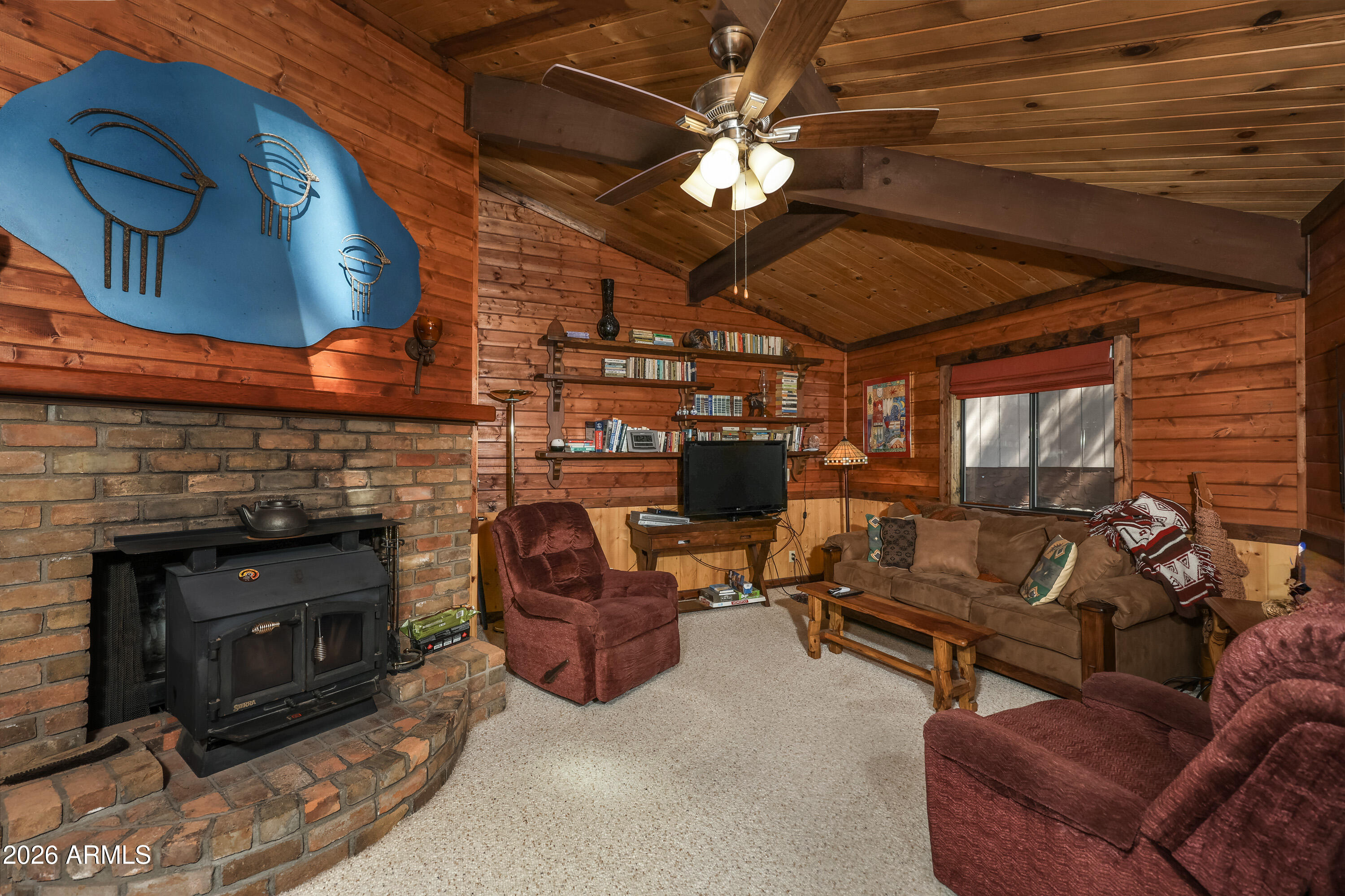SUBDIVISION: PINEWOOD UNIT 09 LOT: 91 SIXTEENTH: SW QUARTER: NW SECTION: 15 TOWNSHIP: 18N RANGE: 07E - Residential