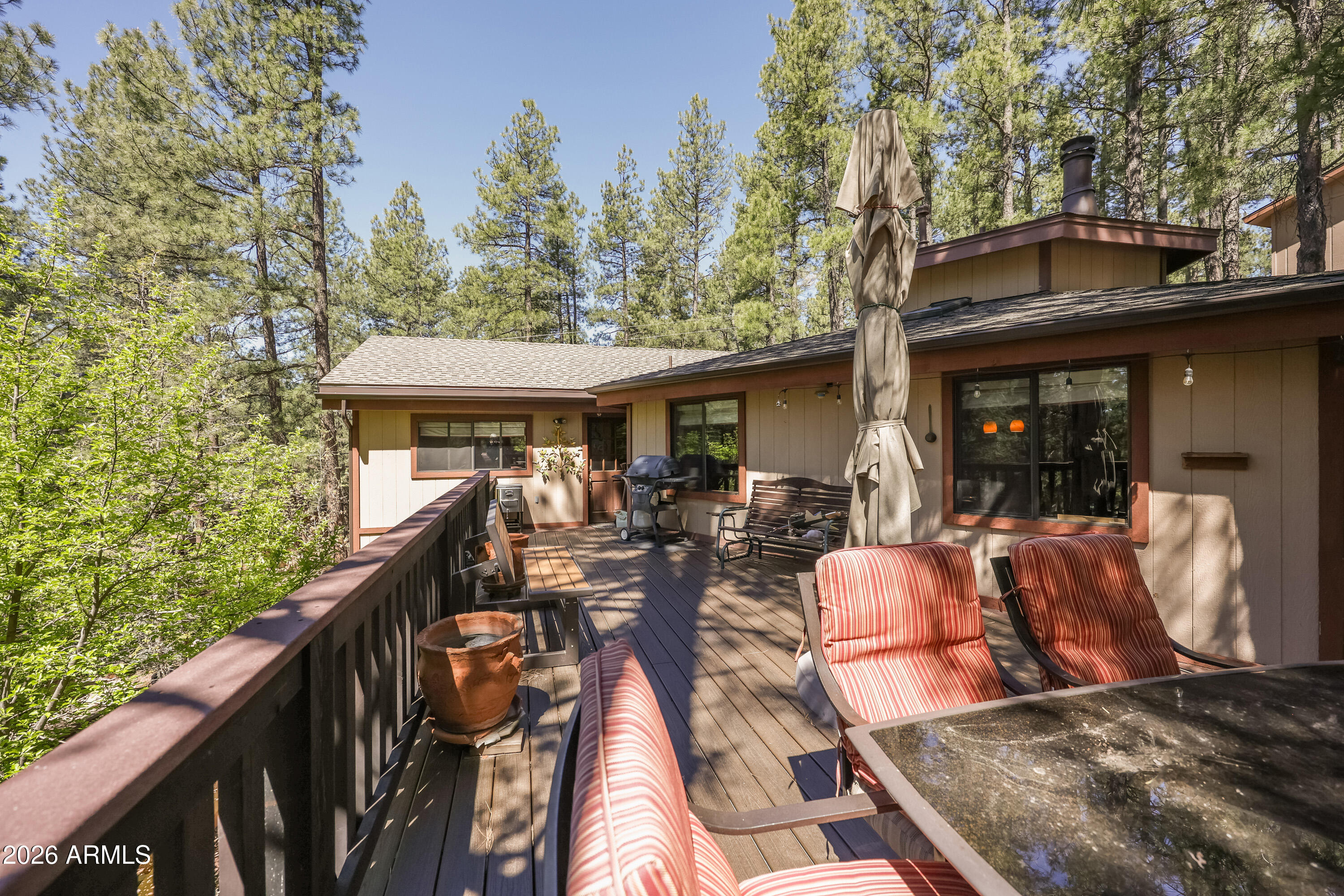 SUBDIVISION: PINEWOOD UNIT 09 LOT: 91 SIXTEENTH: SW QUARTER: NW SECTION: 15 TOWNSHIP: 18N RANGE: 07E - Residential