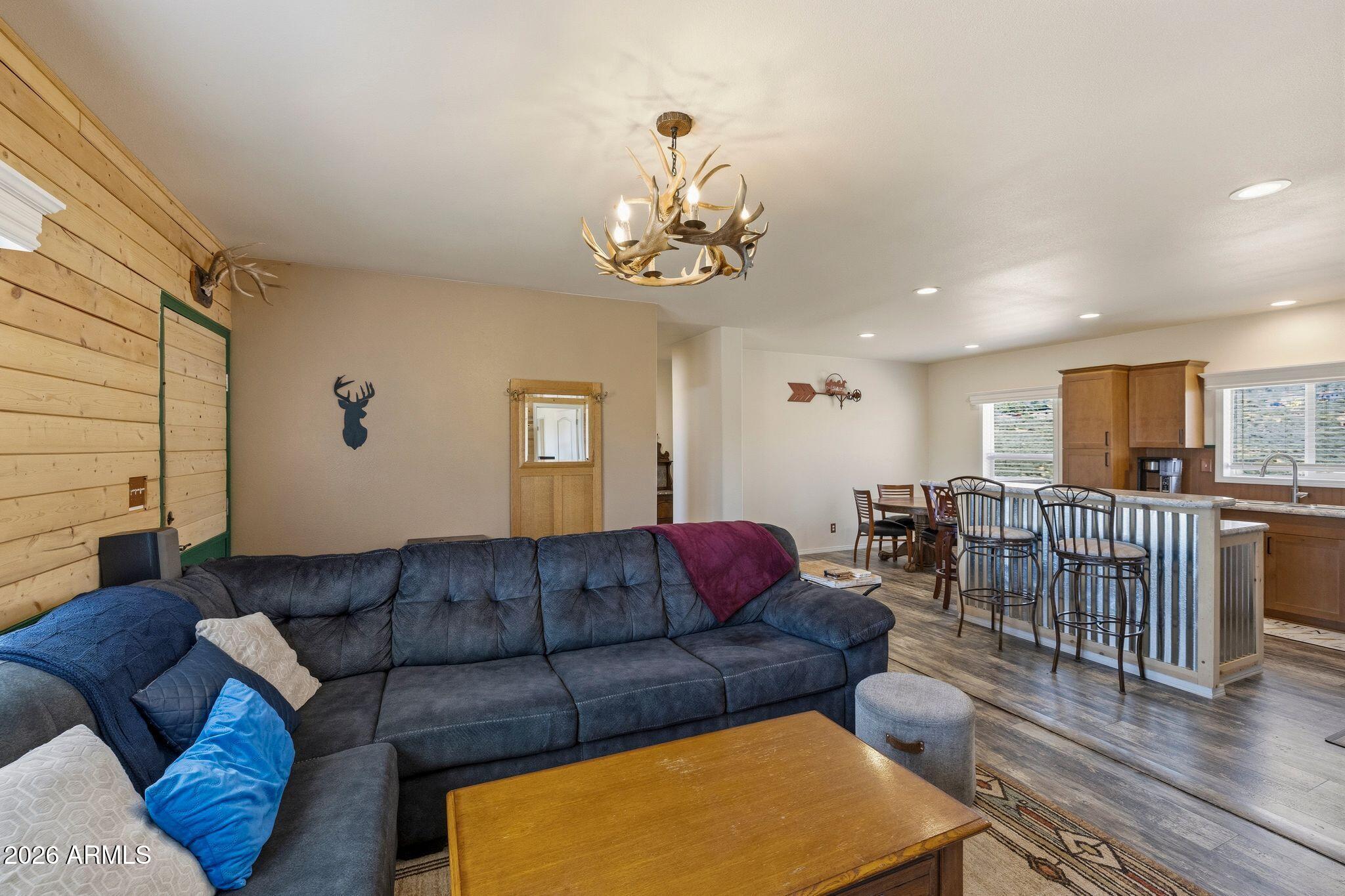 BLUE HILLS FARM - Residential