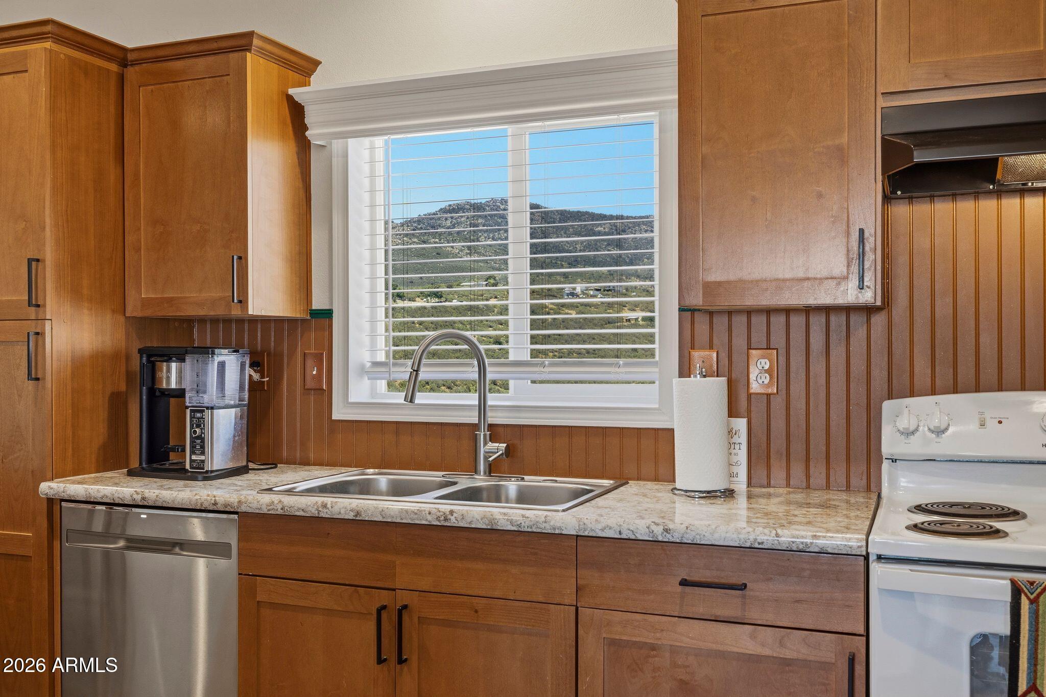 BLUE HILLS FARM - Residential