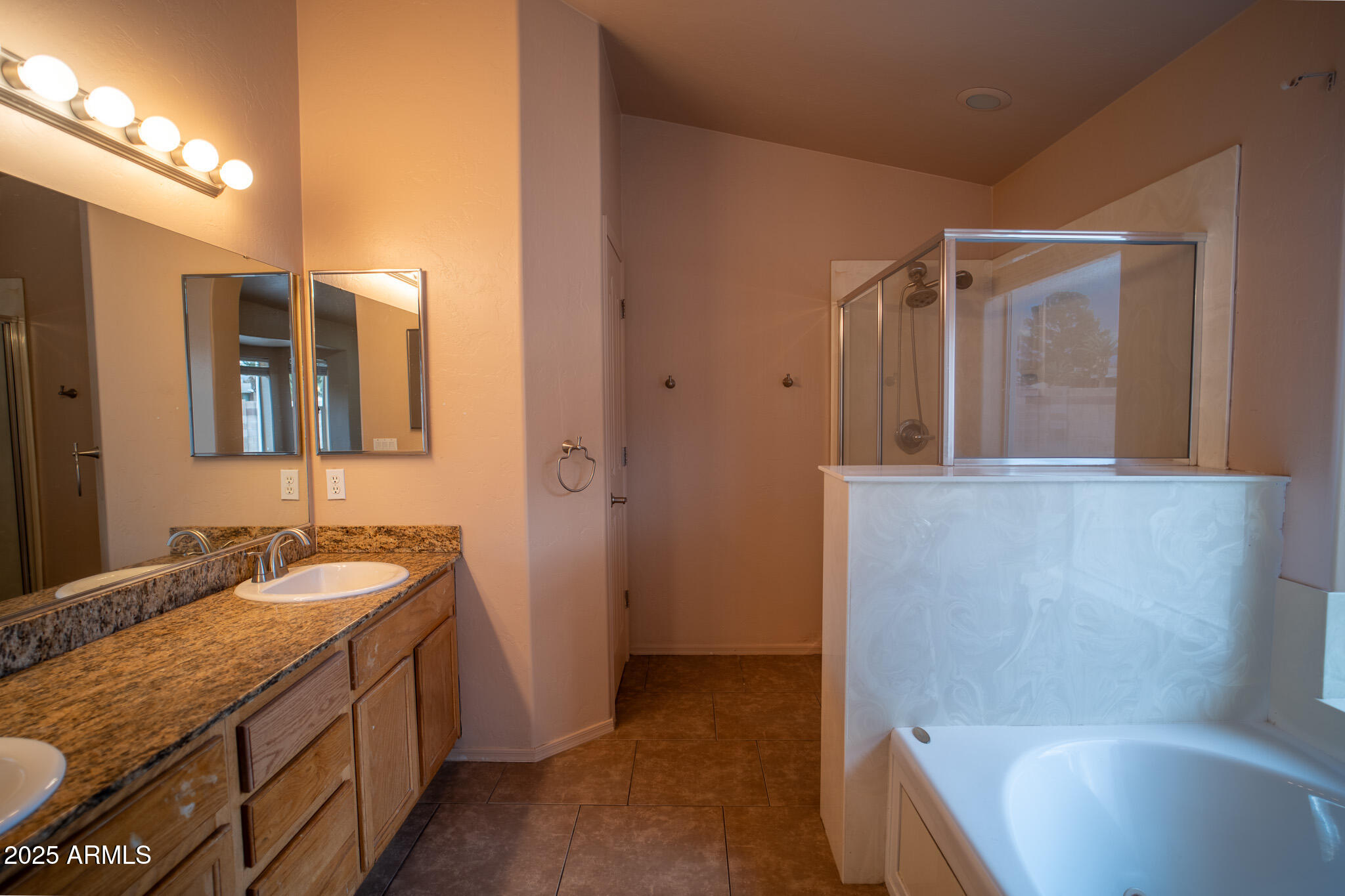 COUNTRY CLUB VILLAGE - Residential