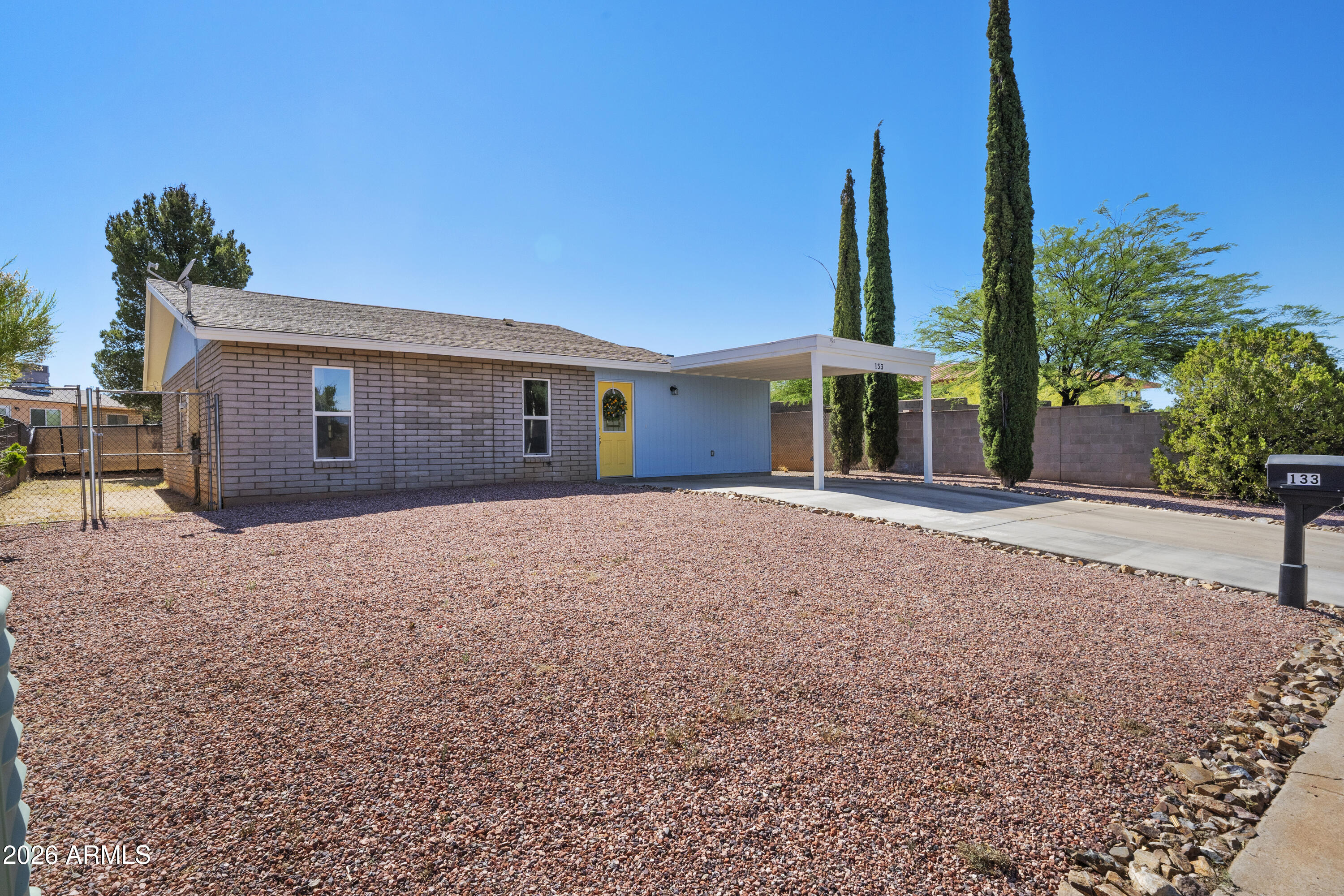 VILLAGE PARK - Residential