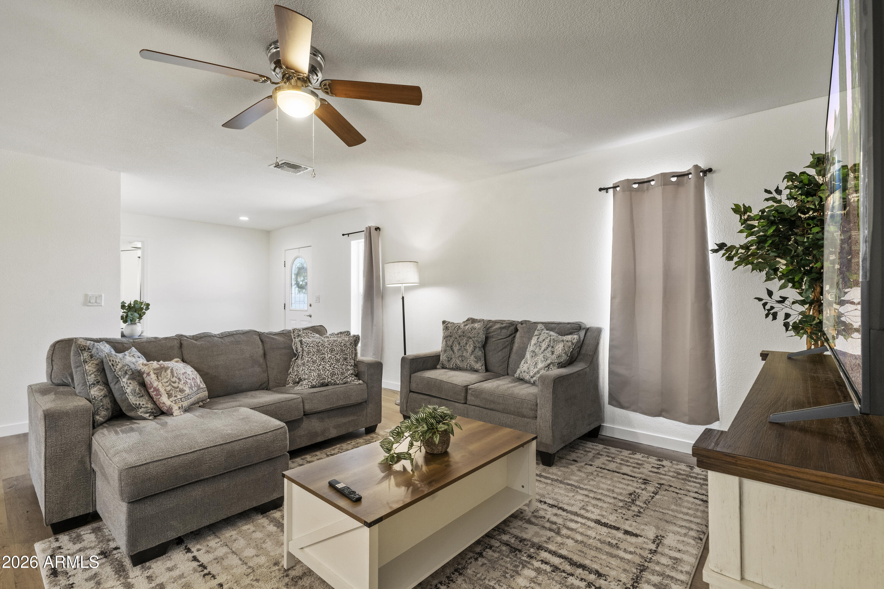 VILLAGE PARK - Residential