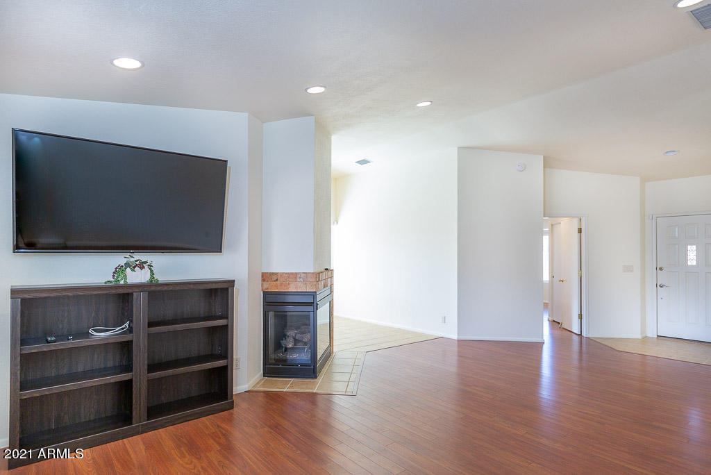 EAGLE RIDGE AMD - Residential