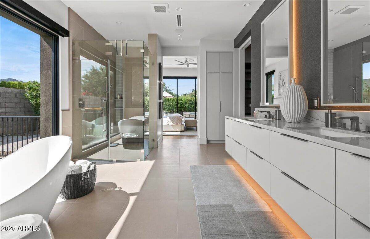 RITZ-CARLTON PARCEL B AMD 3 REPLAT - Residential