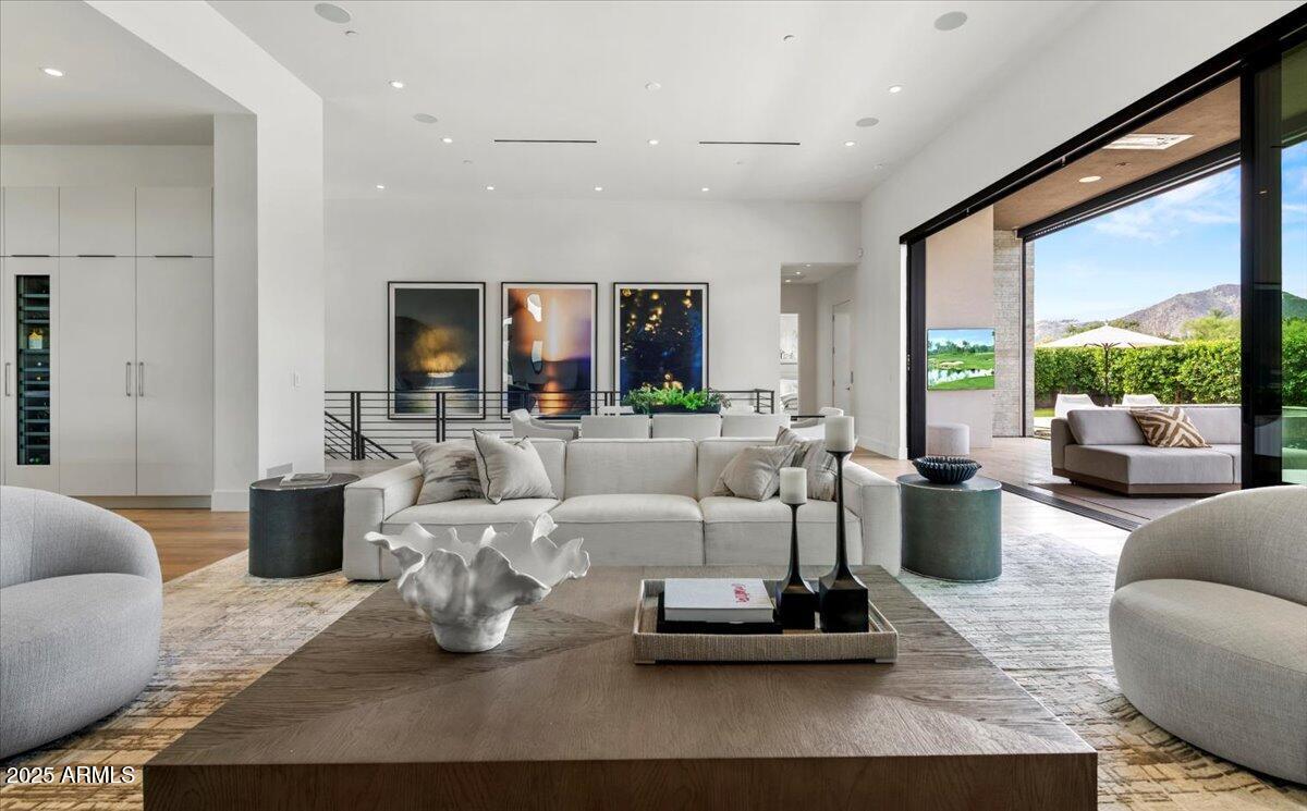 RITZ-CARLTON PARCEL B AMD 3 REPLAT - Residential