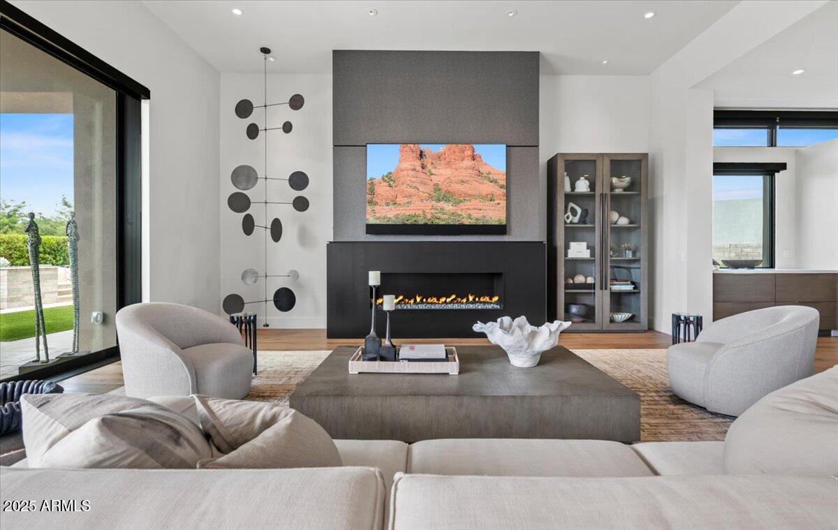 RITZ-CARLTON PARCEL B AMD 3 REPLAT - Residential