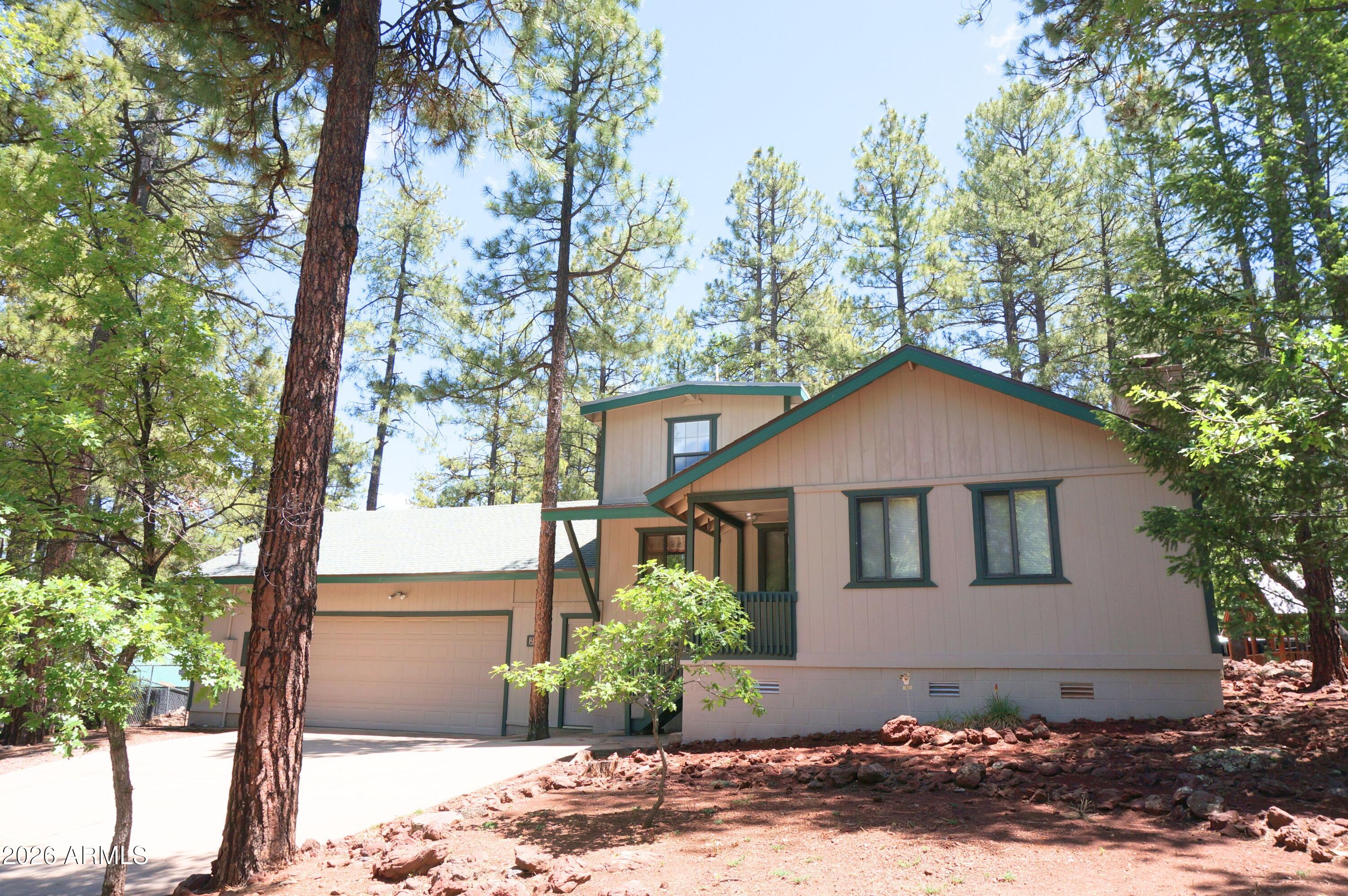WHITE MOUNTAIN CLUB ESTATES UNIT 2 - Residential