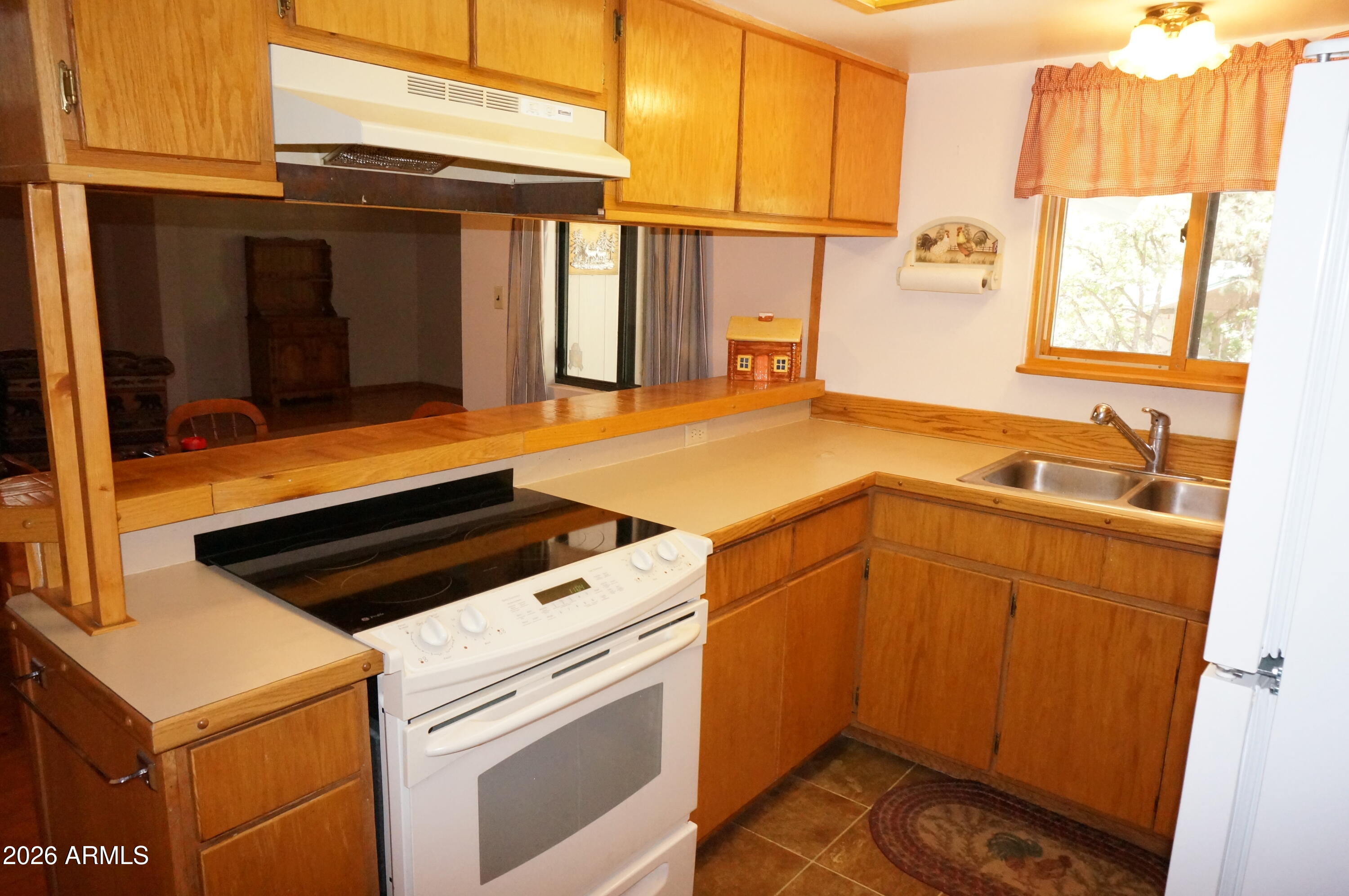 WHITE MOUNTAIN CLUB ESTATES UNIT 2 - Residential