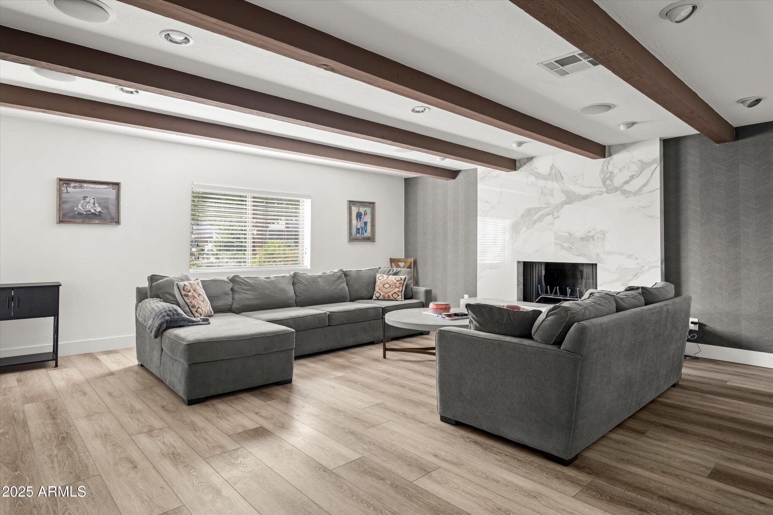 SUNBURST FARMS - Residential