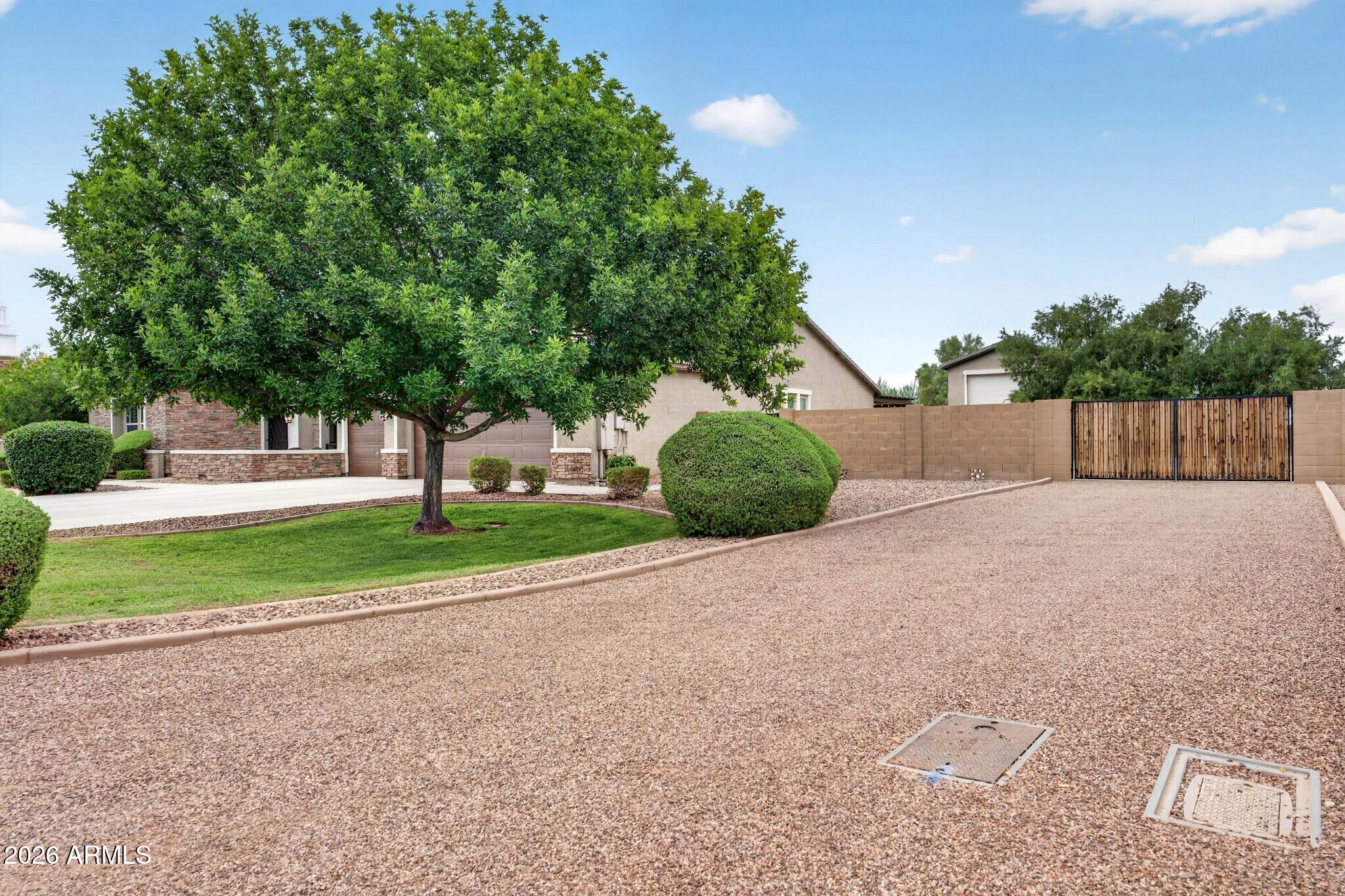 LA JARA FARMS - Residential