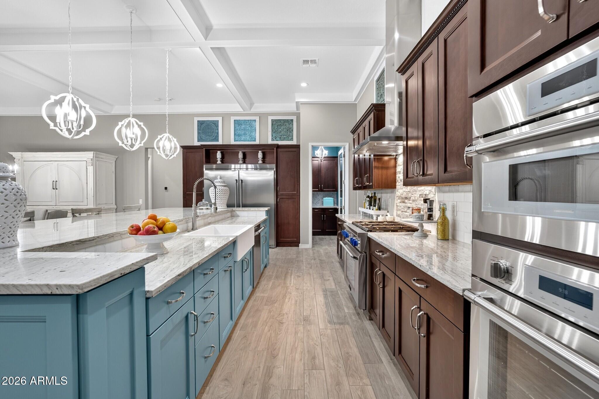 LA JARA FARMS - Residential