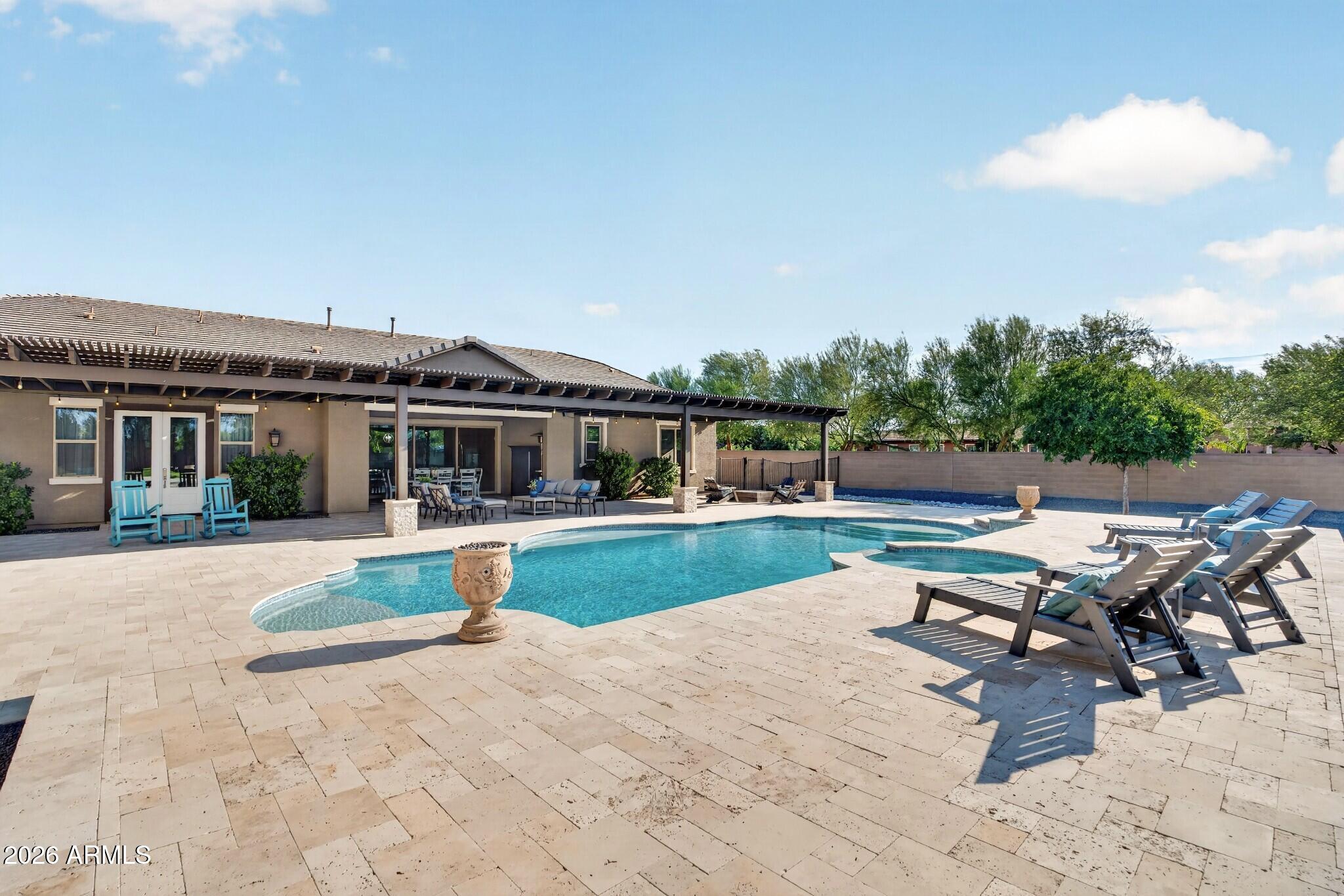 LA JARA FARMS - Residential