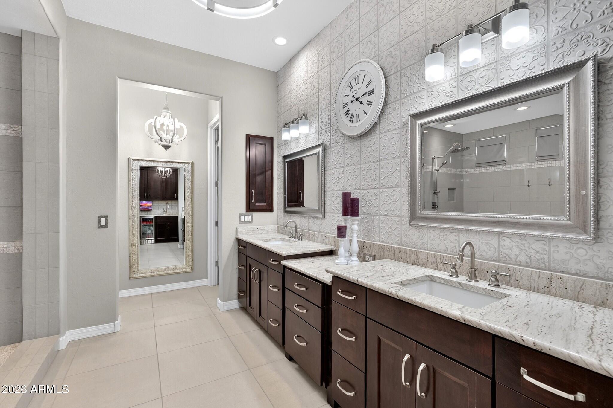 LA JARA FARMS - Residential