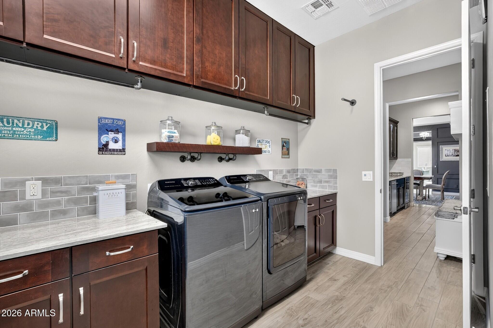 LA JARA FARMS - Residential