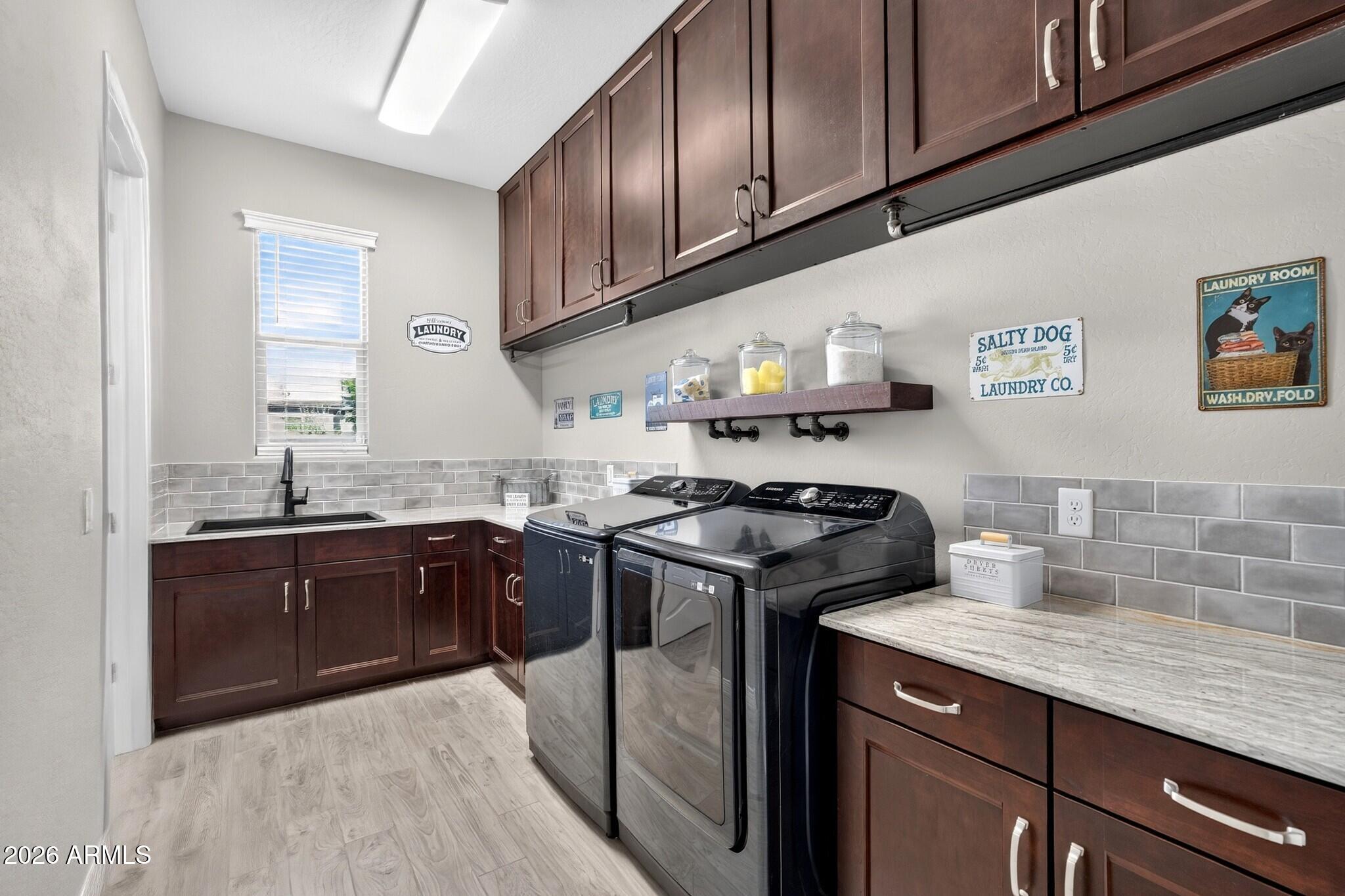LA JARA FARMS - Residential