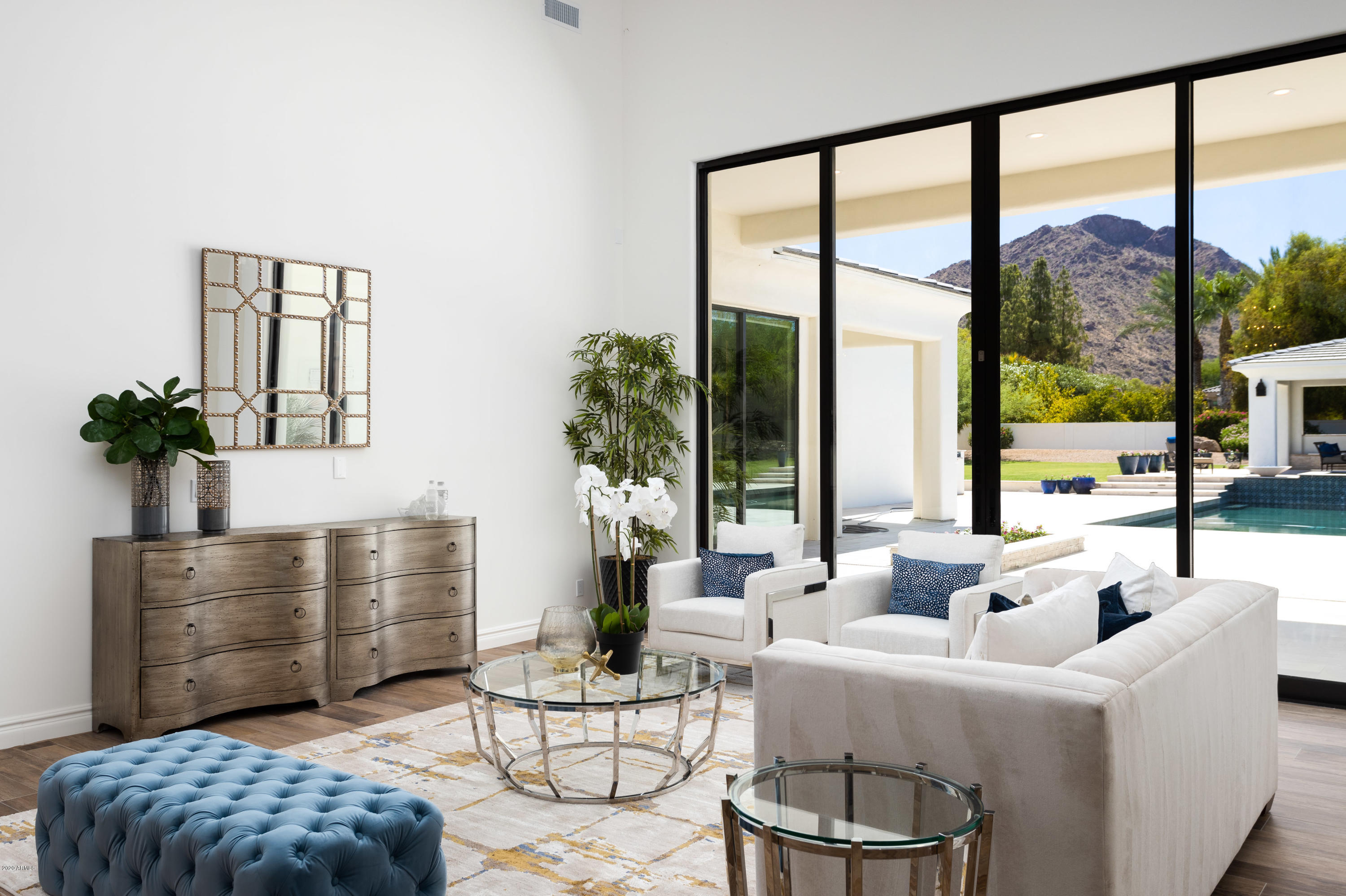 CASA BLANCA GARDENS - Residential