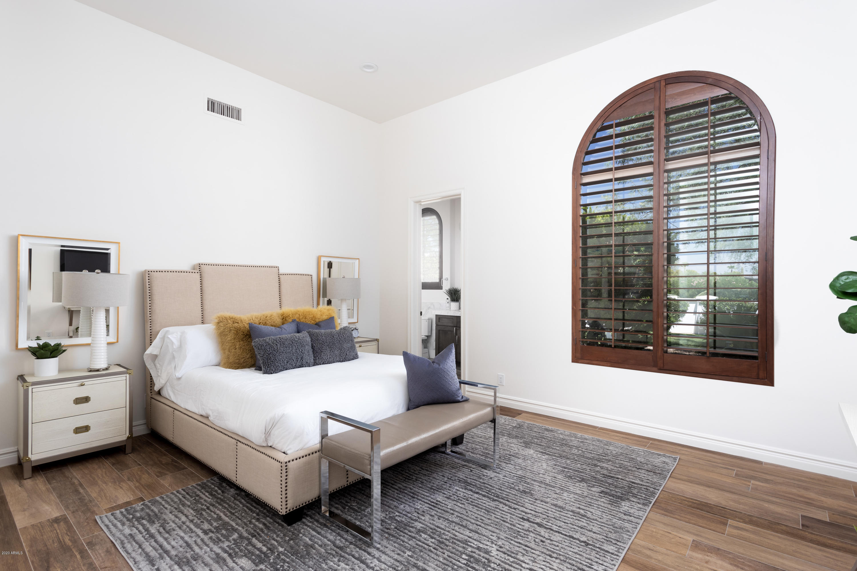 CASA BLANCA GARDENS - Residential
