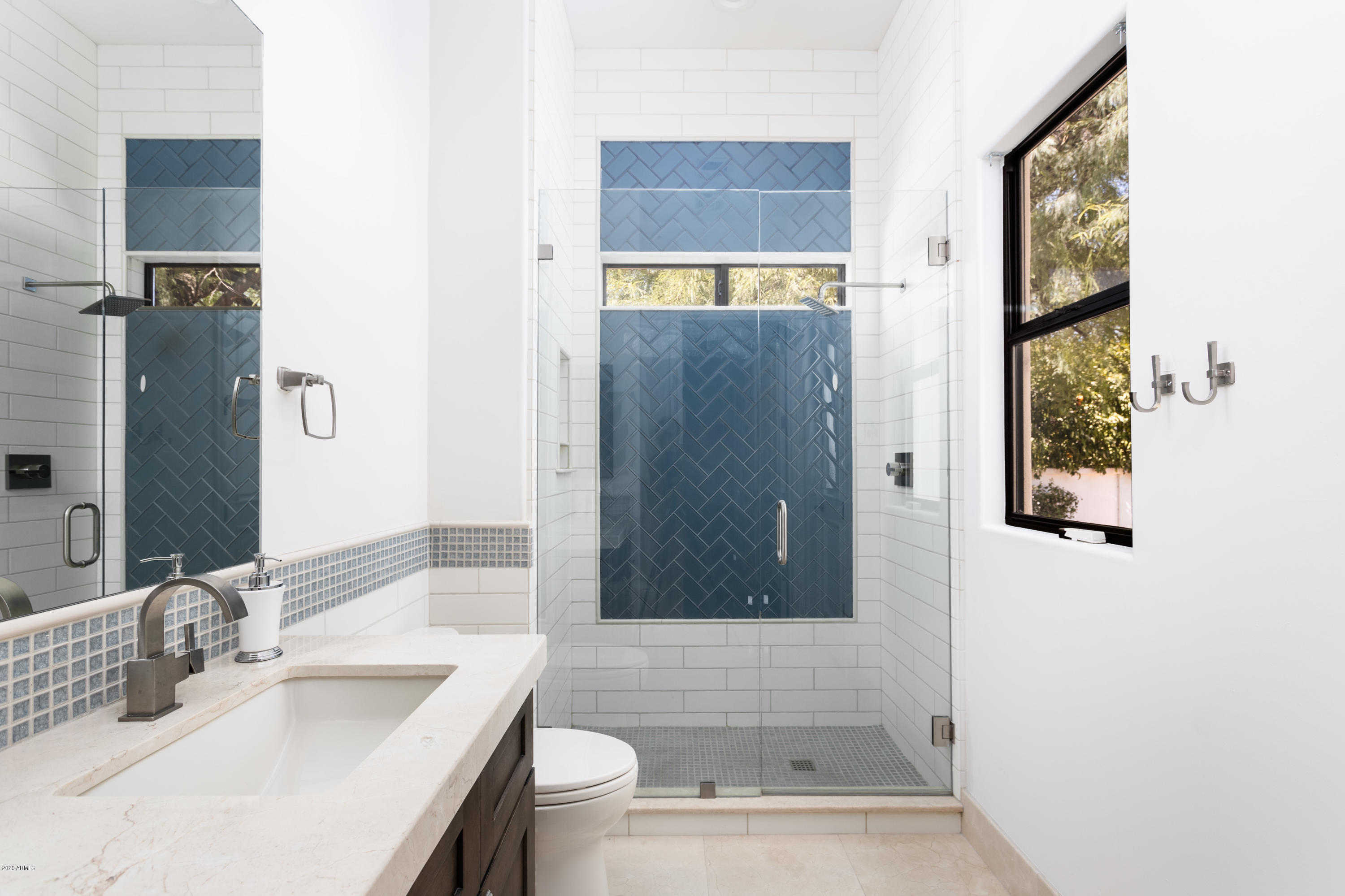 CASA BLANCA GARDENS - Residential