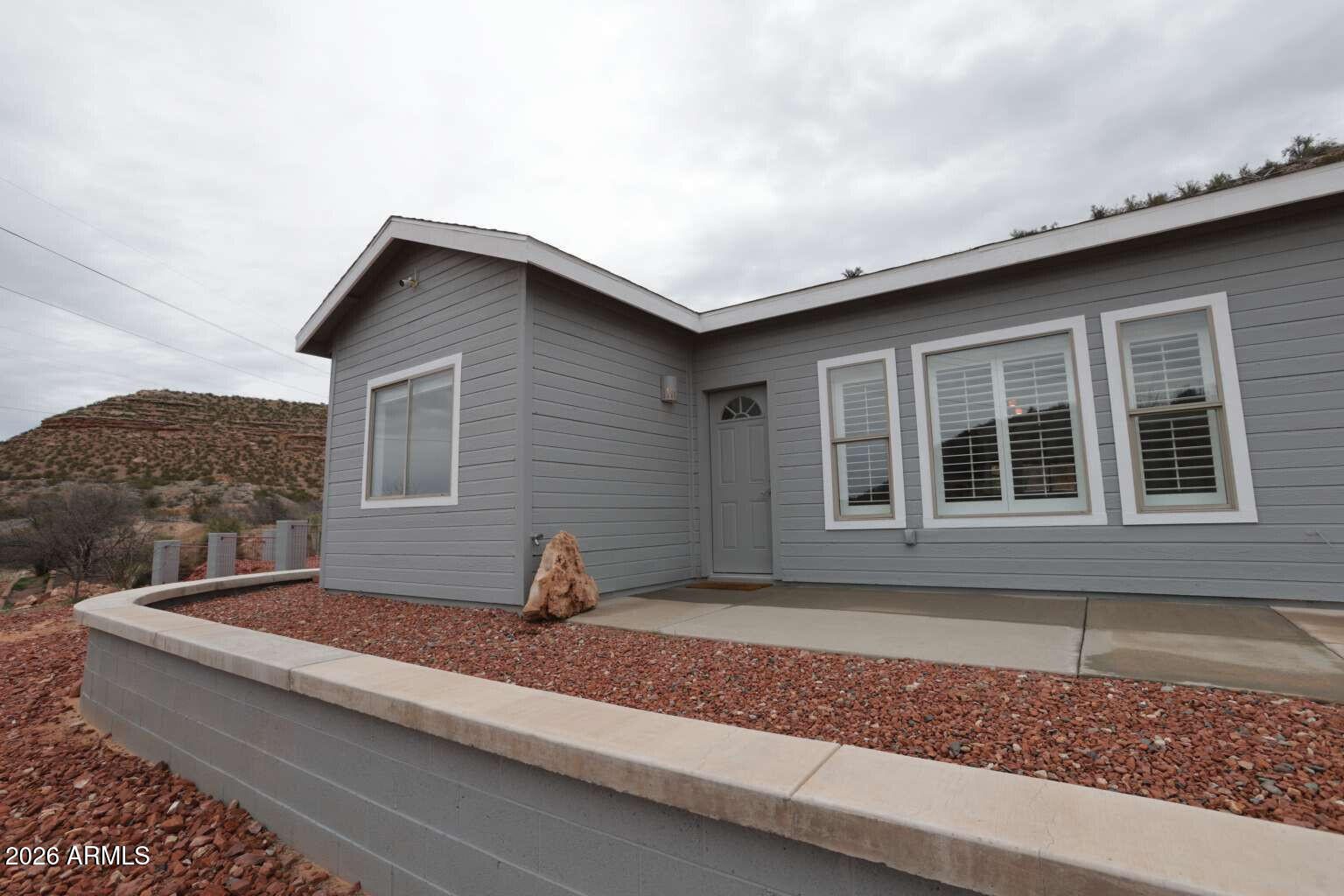 AN IRREG M&B PTN N2SW4 SW PCL COR APPROX 1295'E & 520'N OF SW COR N2SW4 SEC 15-15-4E CONT 2.67AC - Residential
